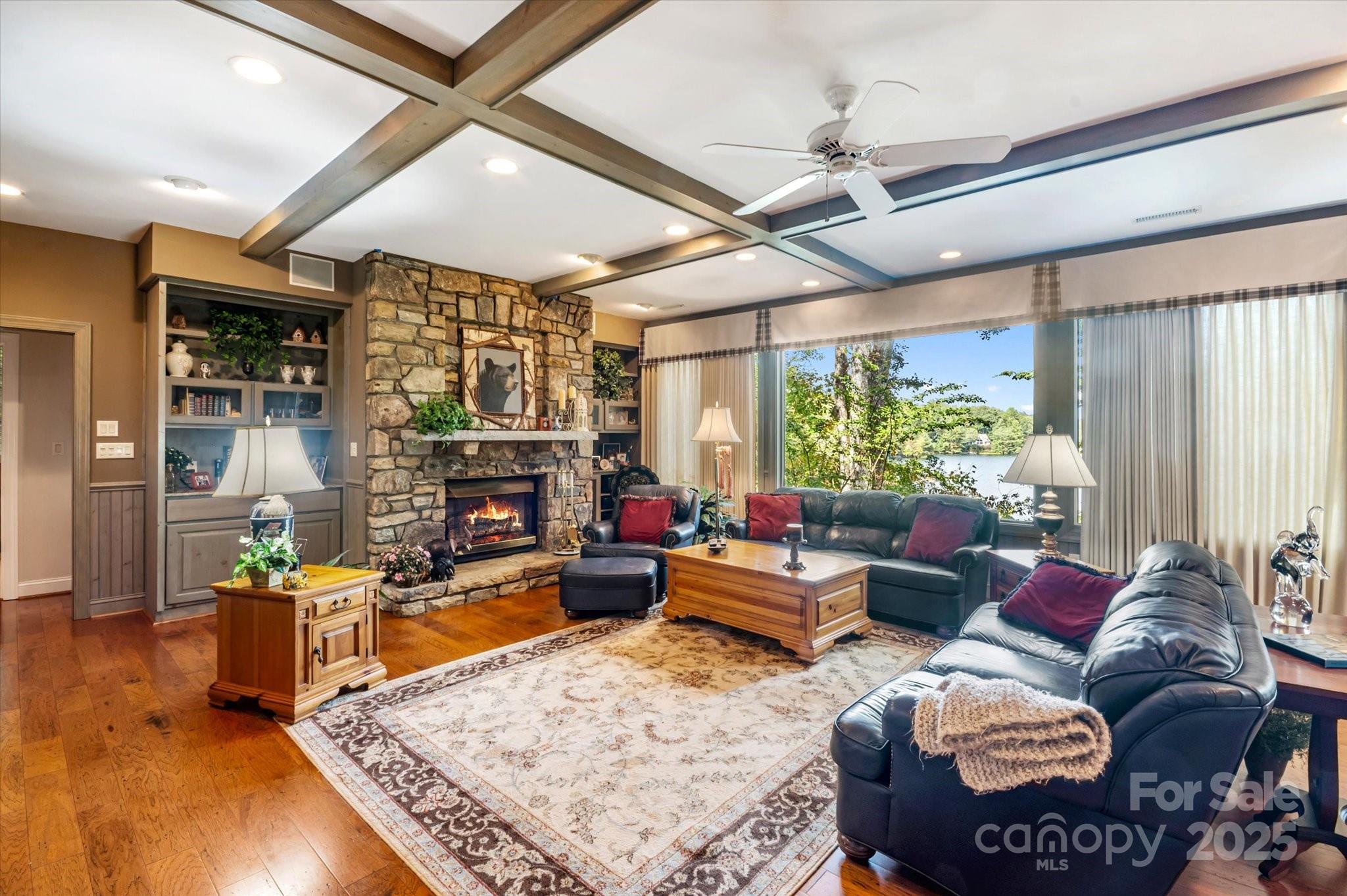 98 Taladu Court Property Photo 9