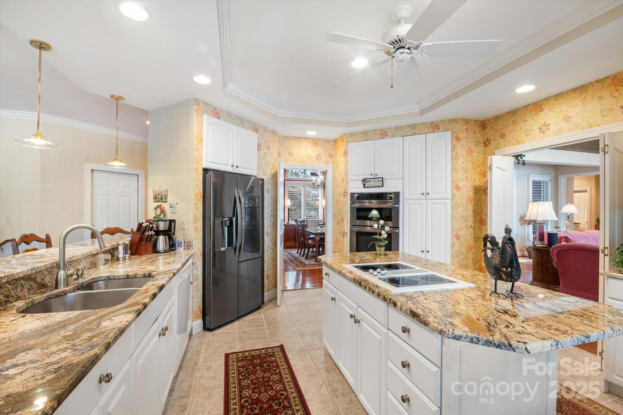 98 Taladu Court Property Photo 26