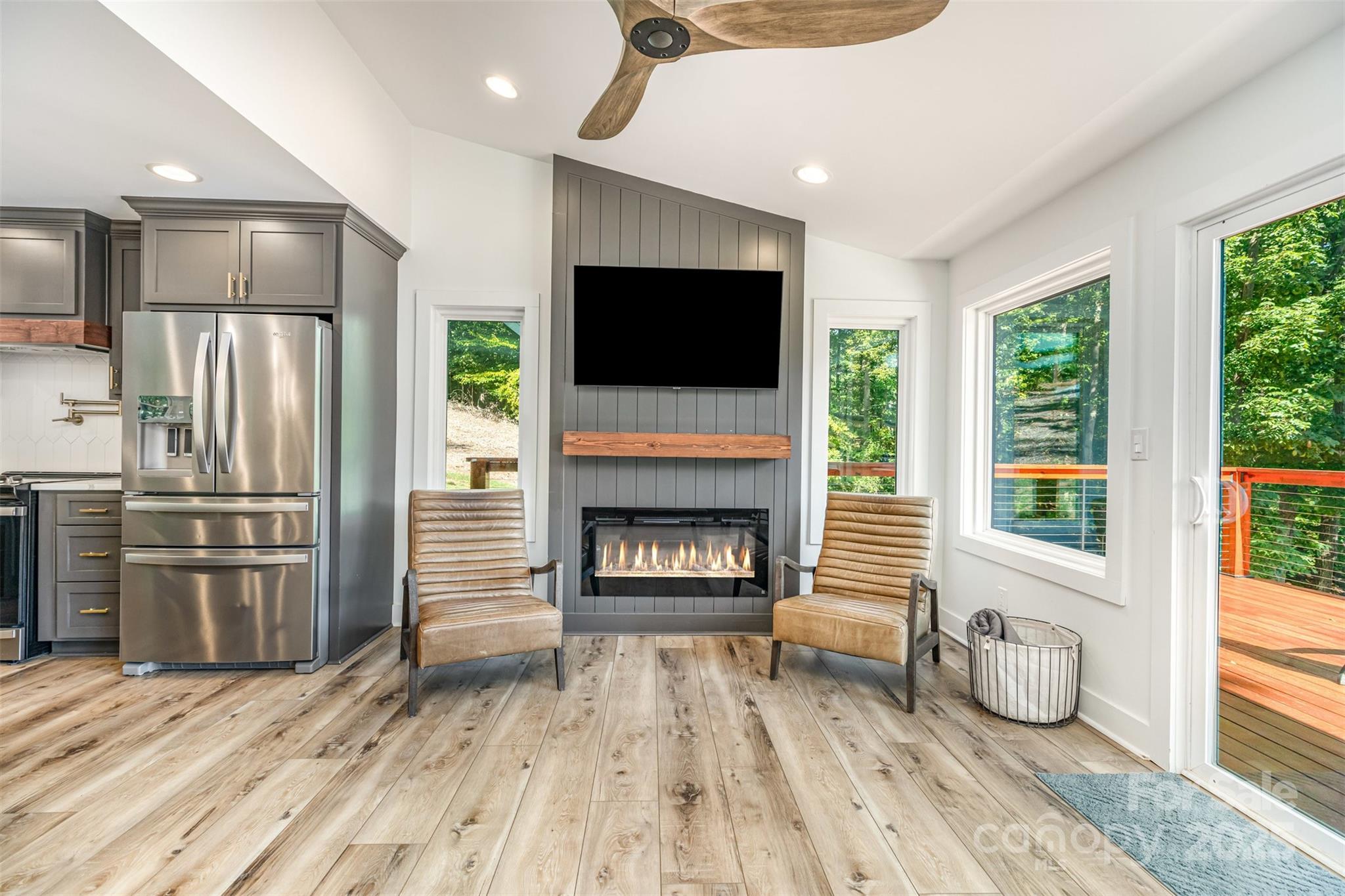 128 Wickford Lane Property Photo 11