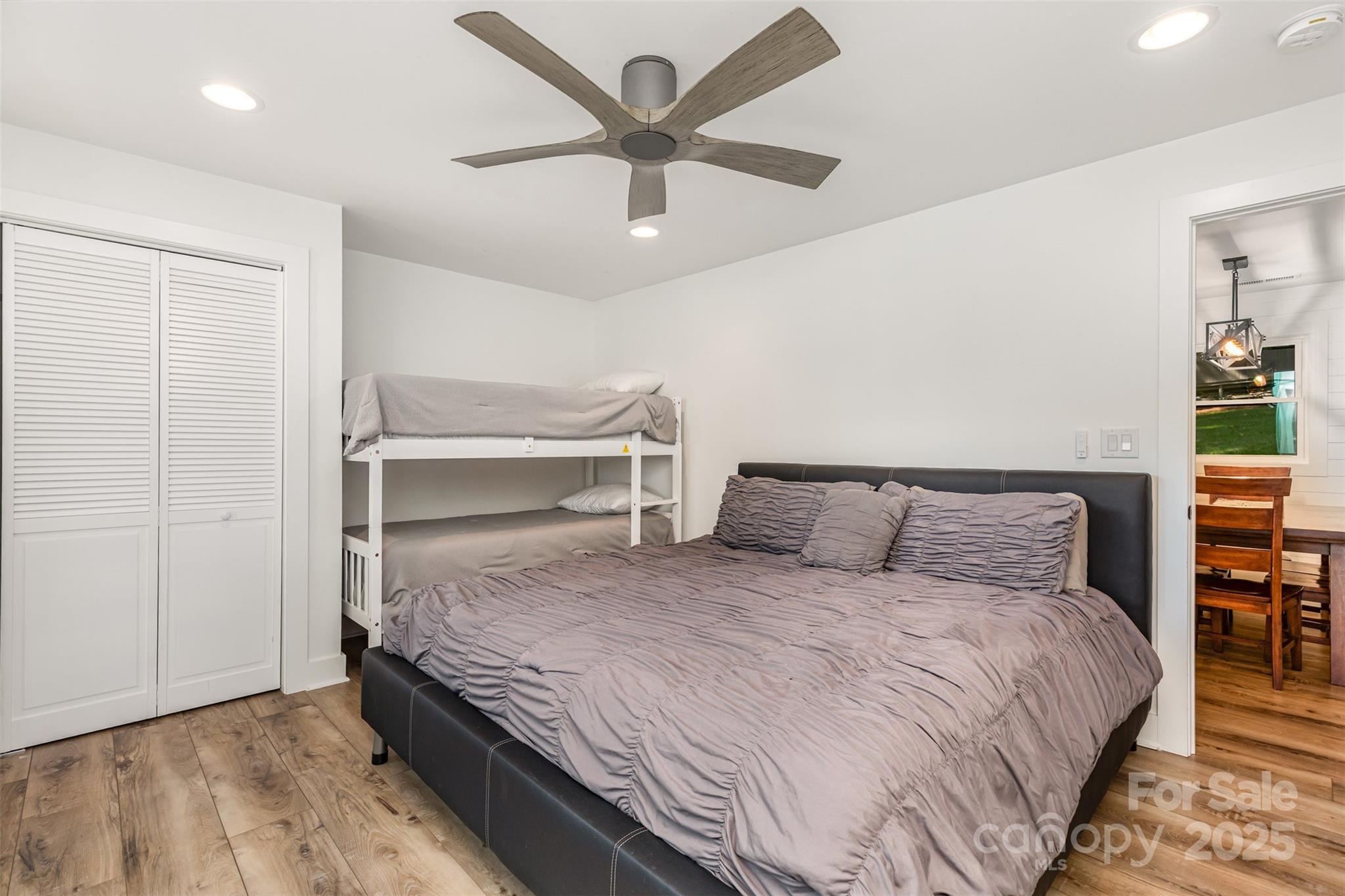 128 Wickford Lane Property Photo 14