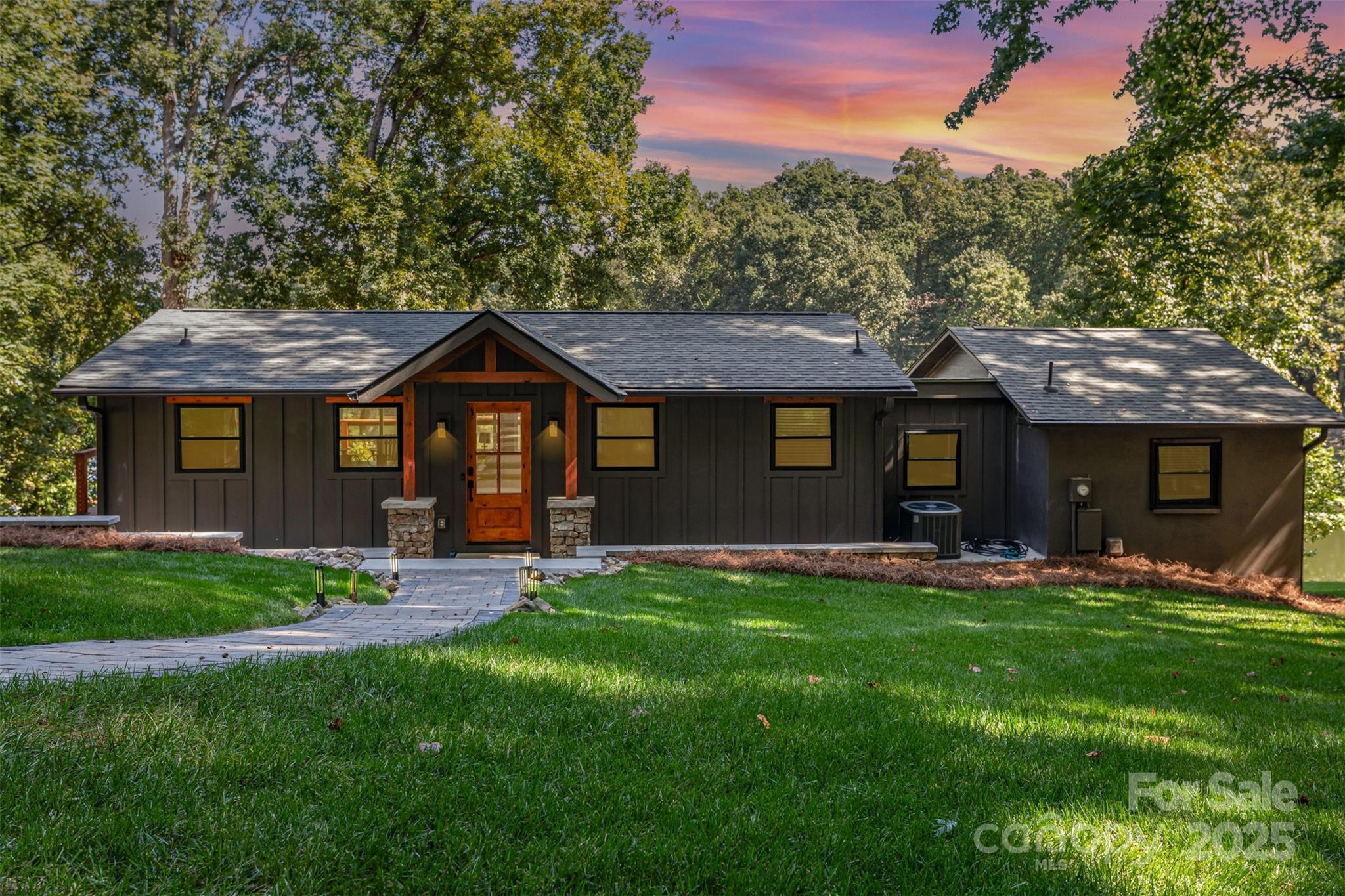 128 Wickford Lane Property Photo 31