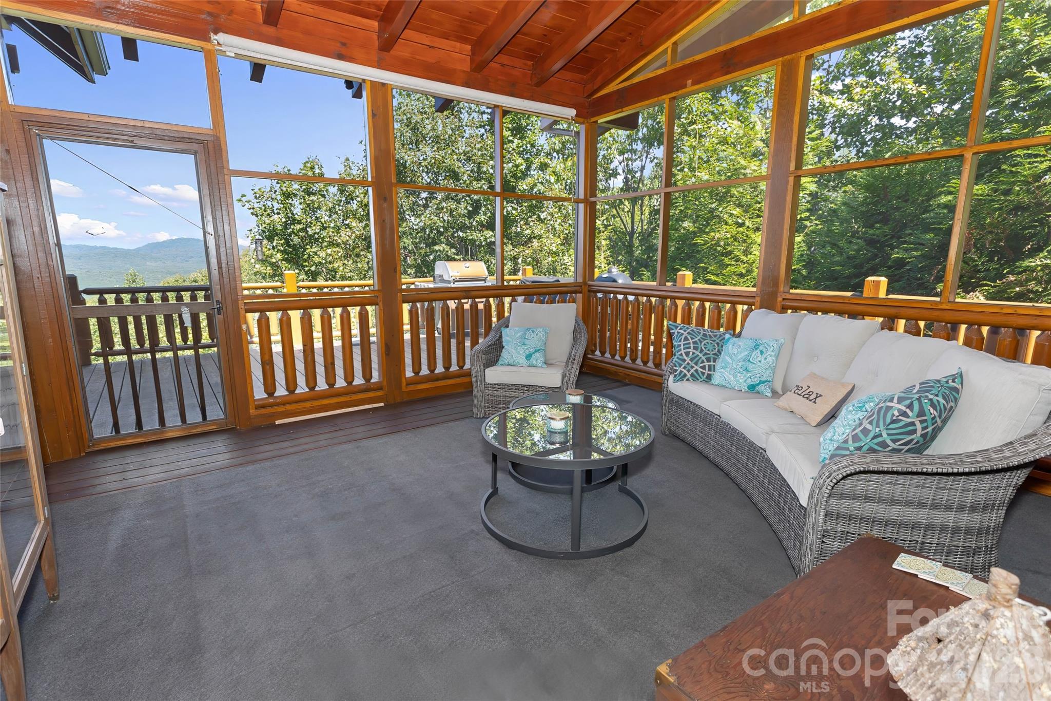 334 Scenic Vista Drive 255 Property Photo 11