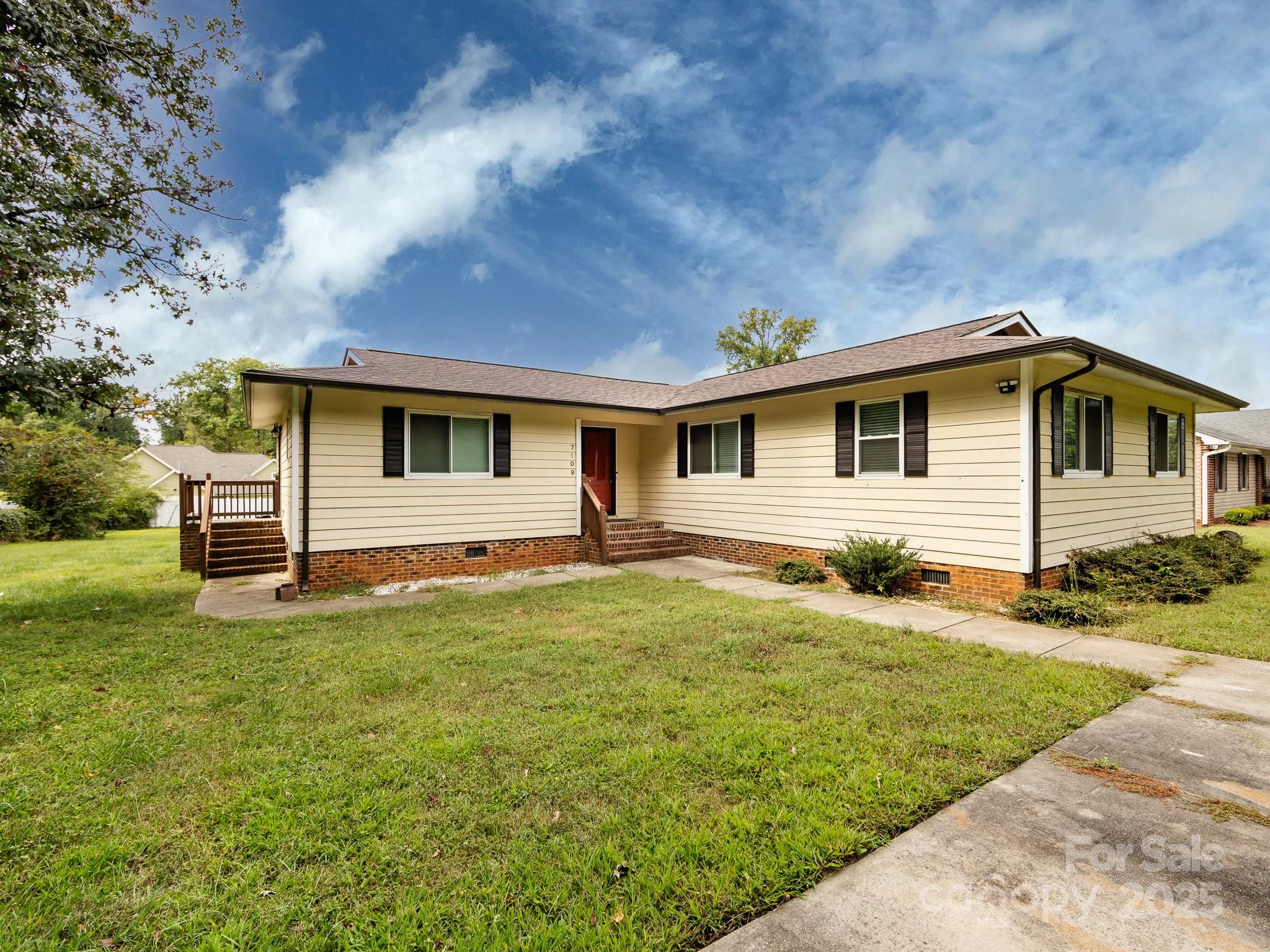 7109 Bisaner Street Property Photo 1