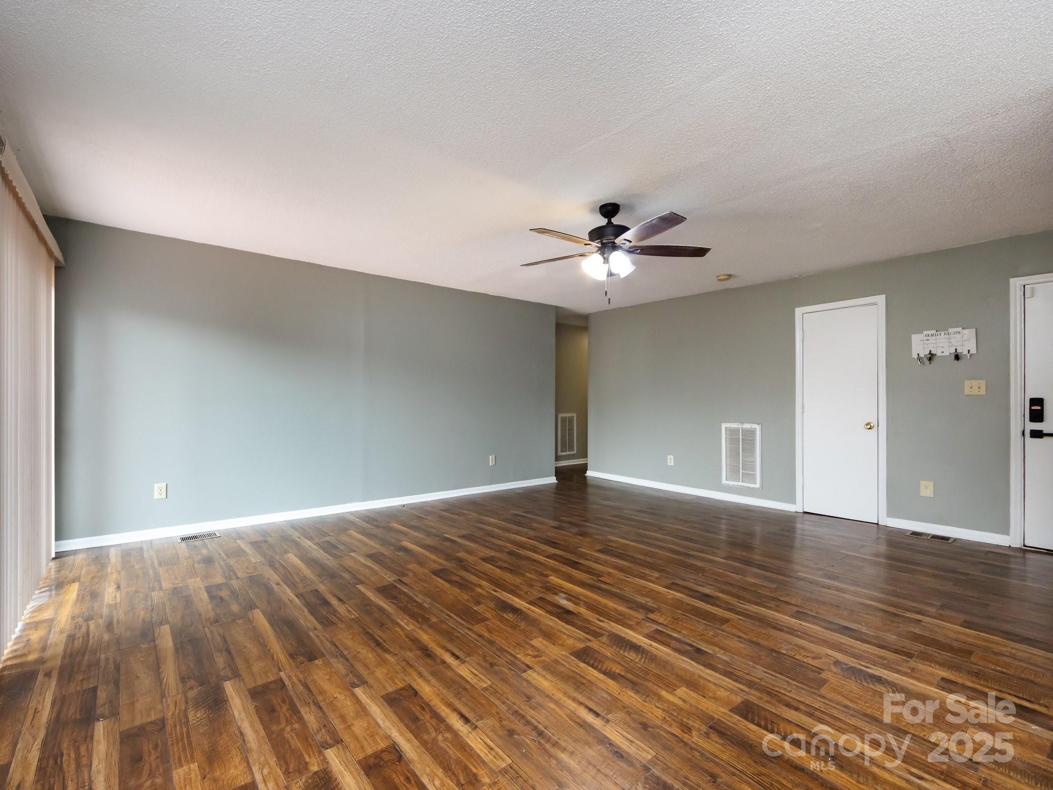 7109 Bisaner Street Property Photo 10