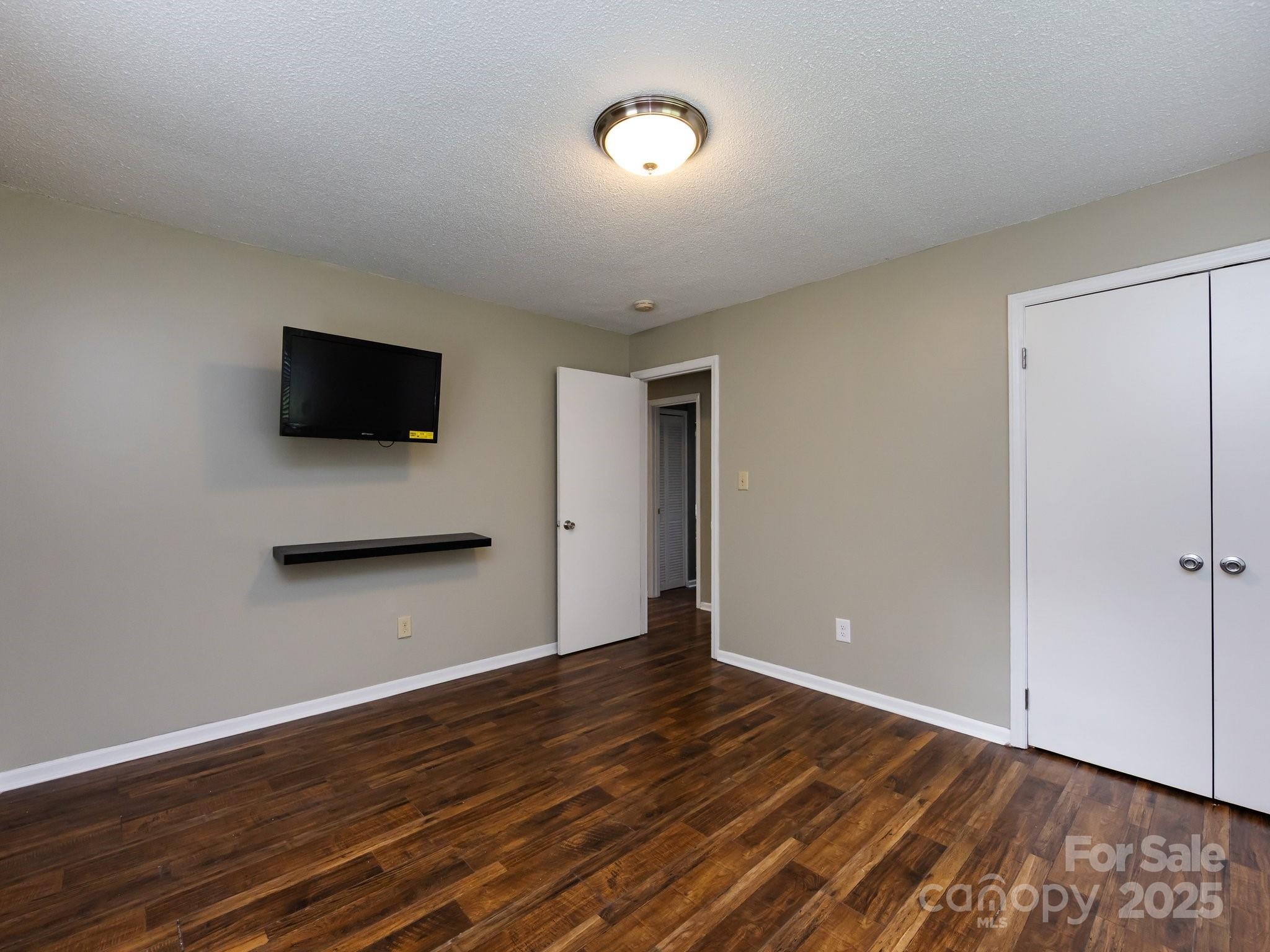 7109 Bisaner Street Property Photo 23