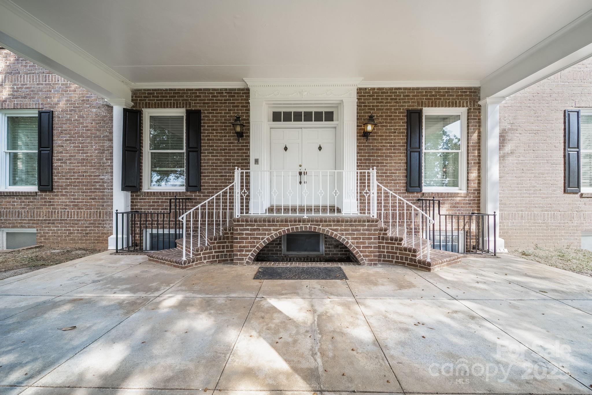 1039 Lancaster Highway Property Photo 18