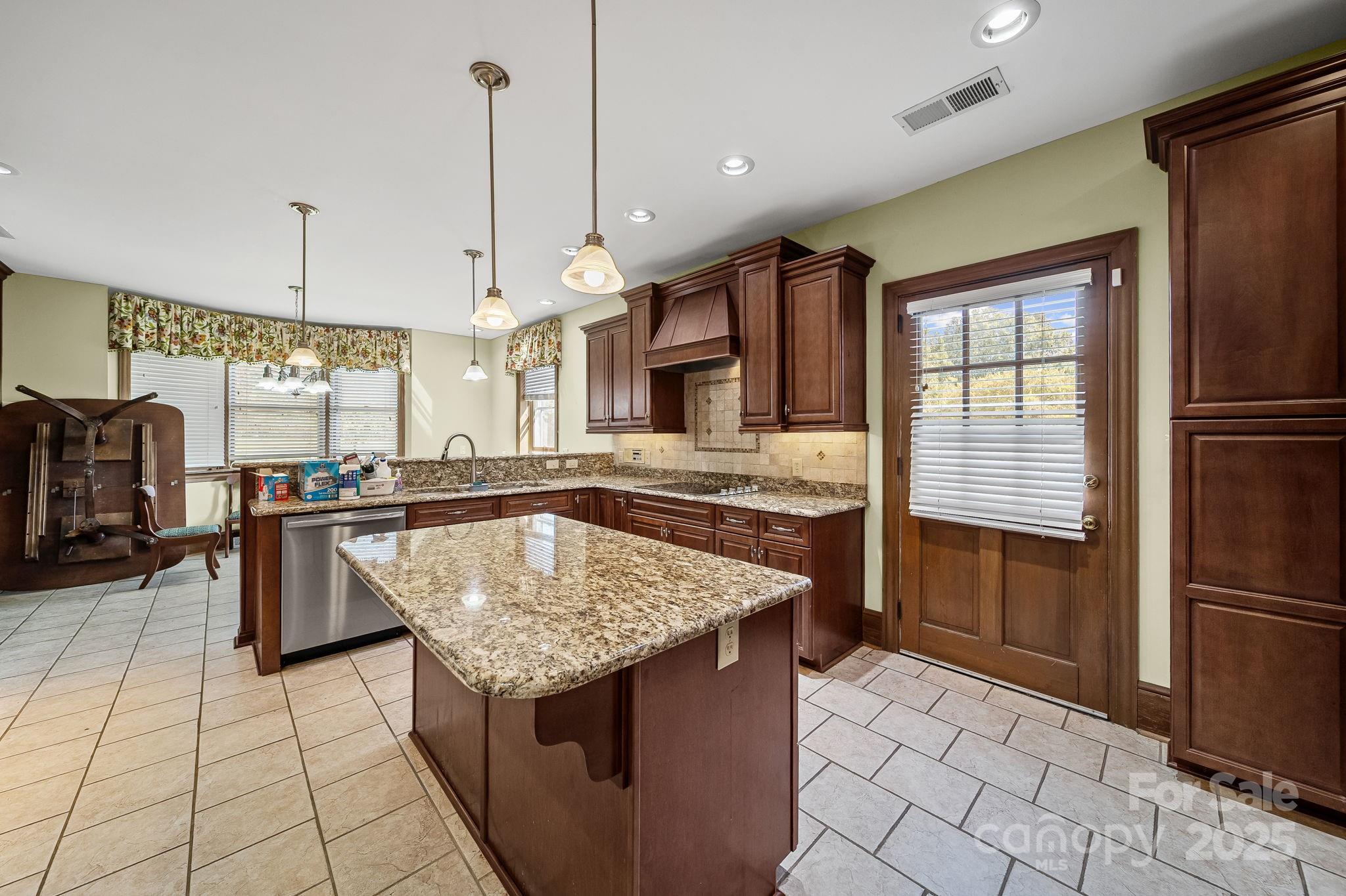 1039 Lancaster Highway Property Photo 22