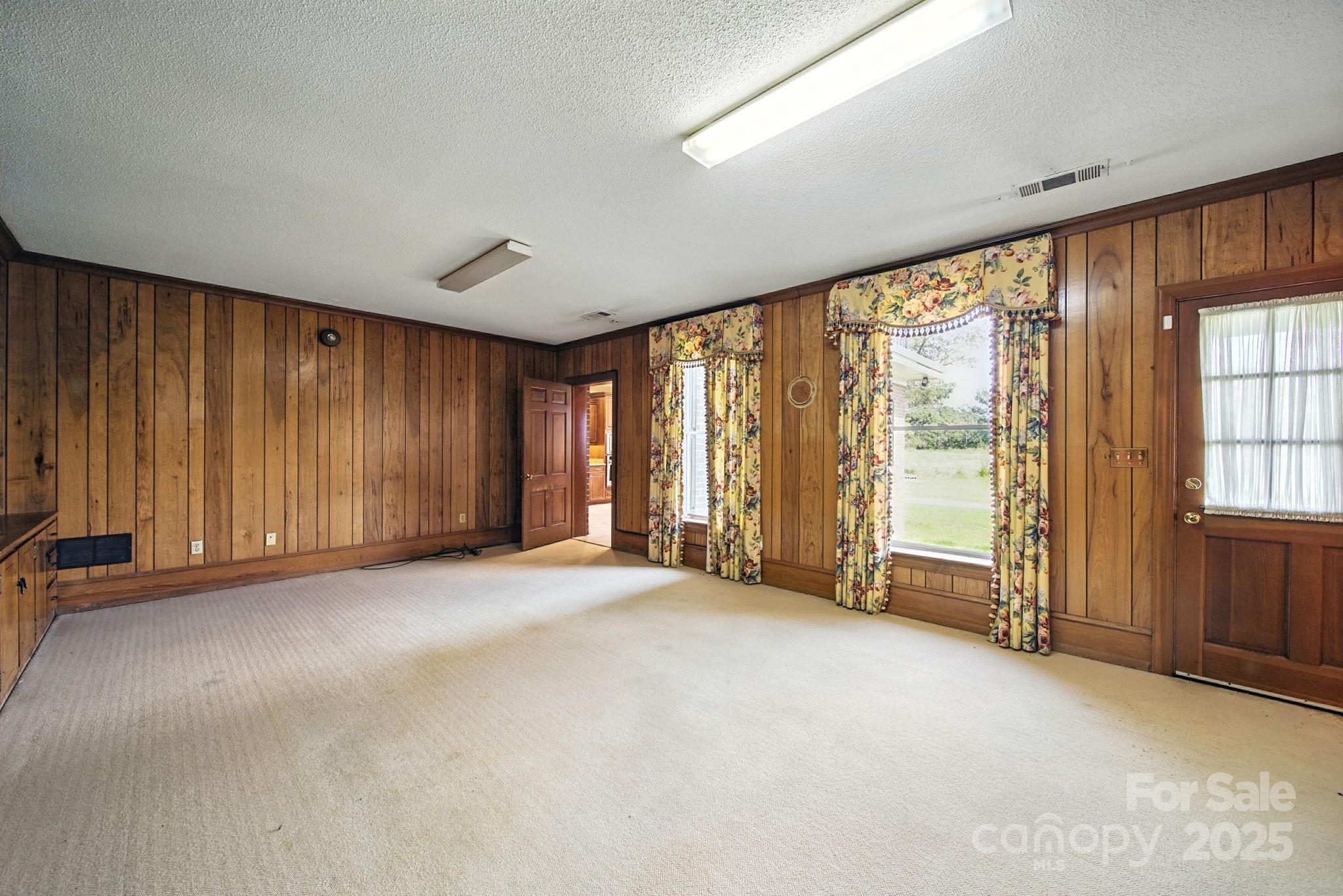 1039 Lancaster Highway Property Photo 25