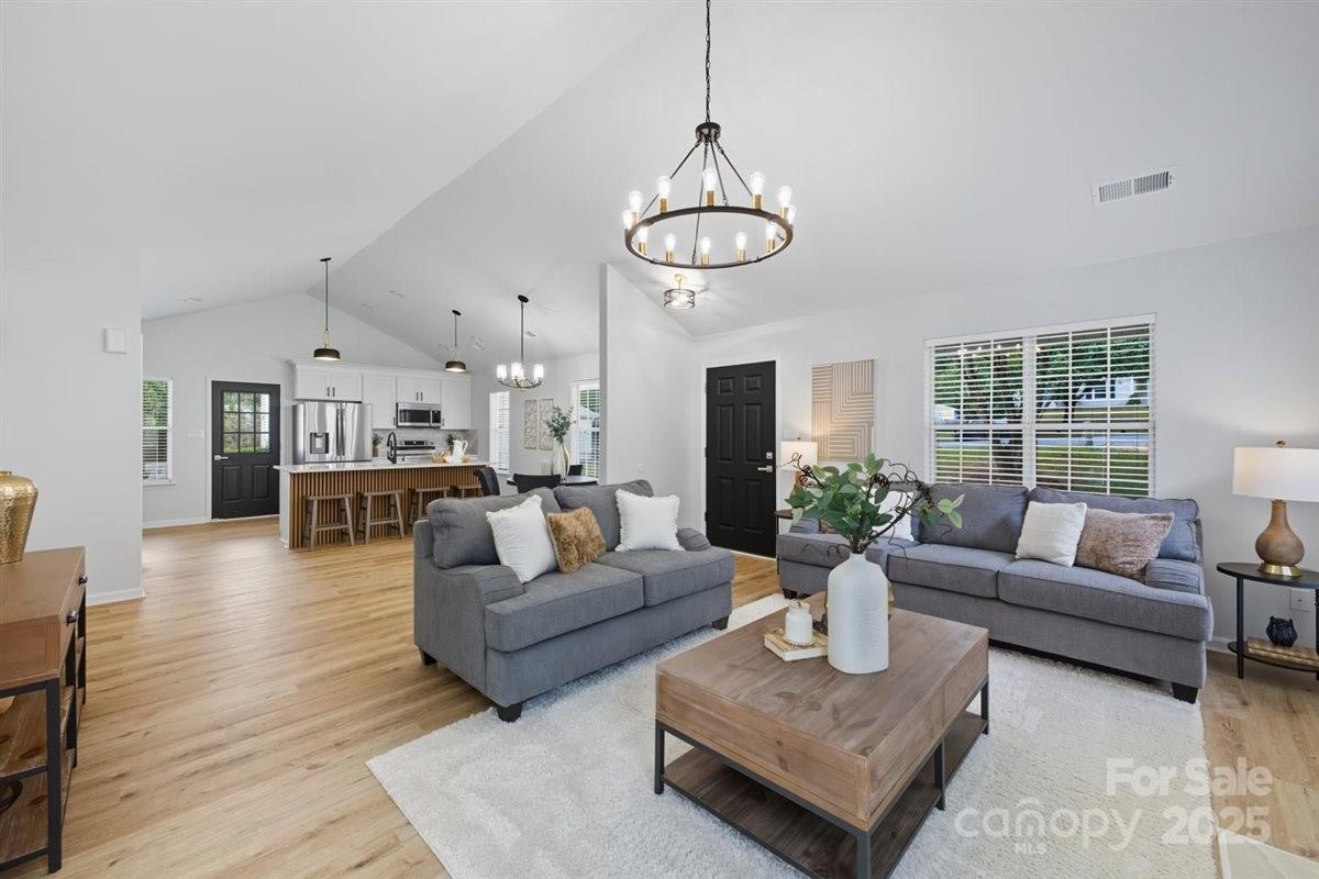 3807 Broomstraw Court Property Photo 12