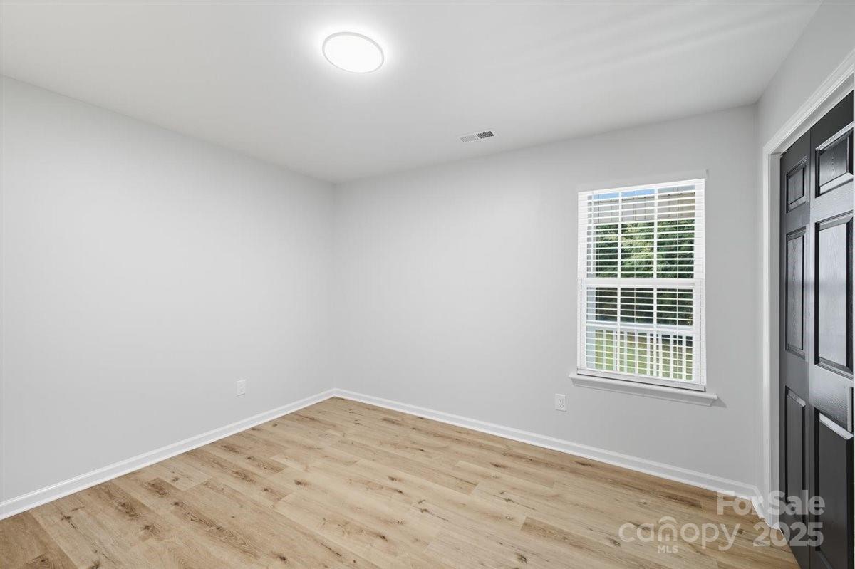 3807 Broomstraw Court Property Photo 33