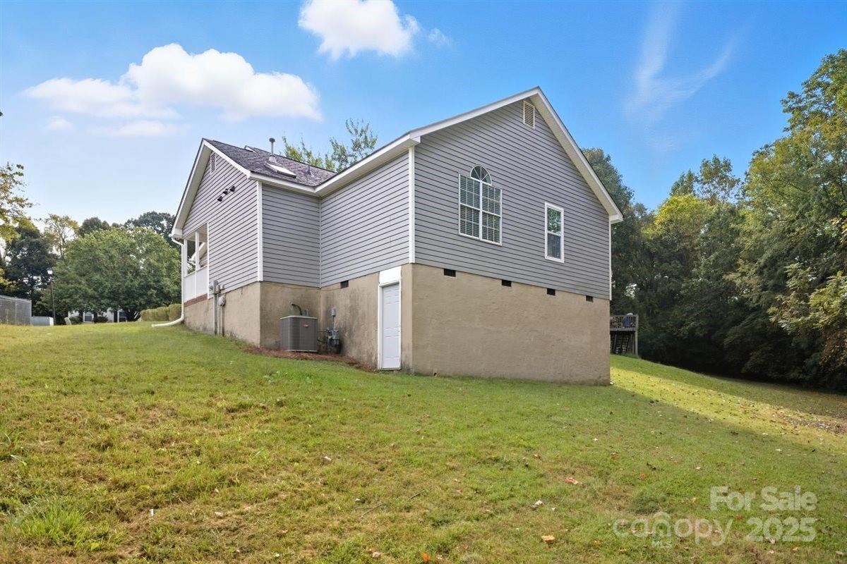 3807 Broomstraw Court Property Photo 40