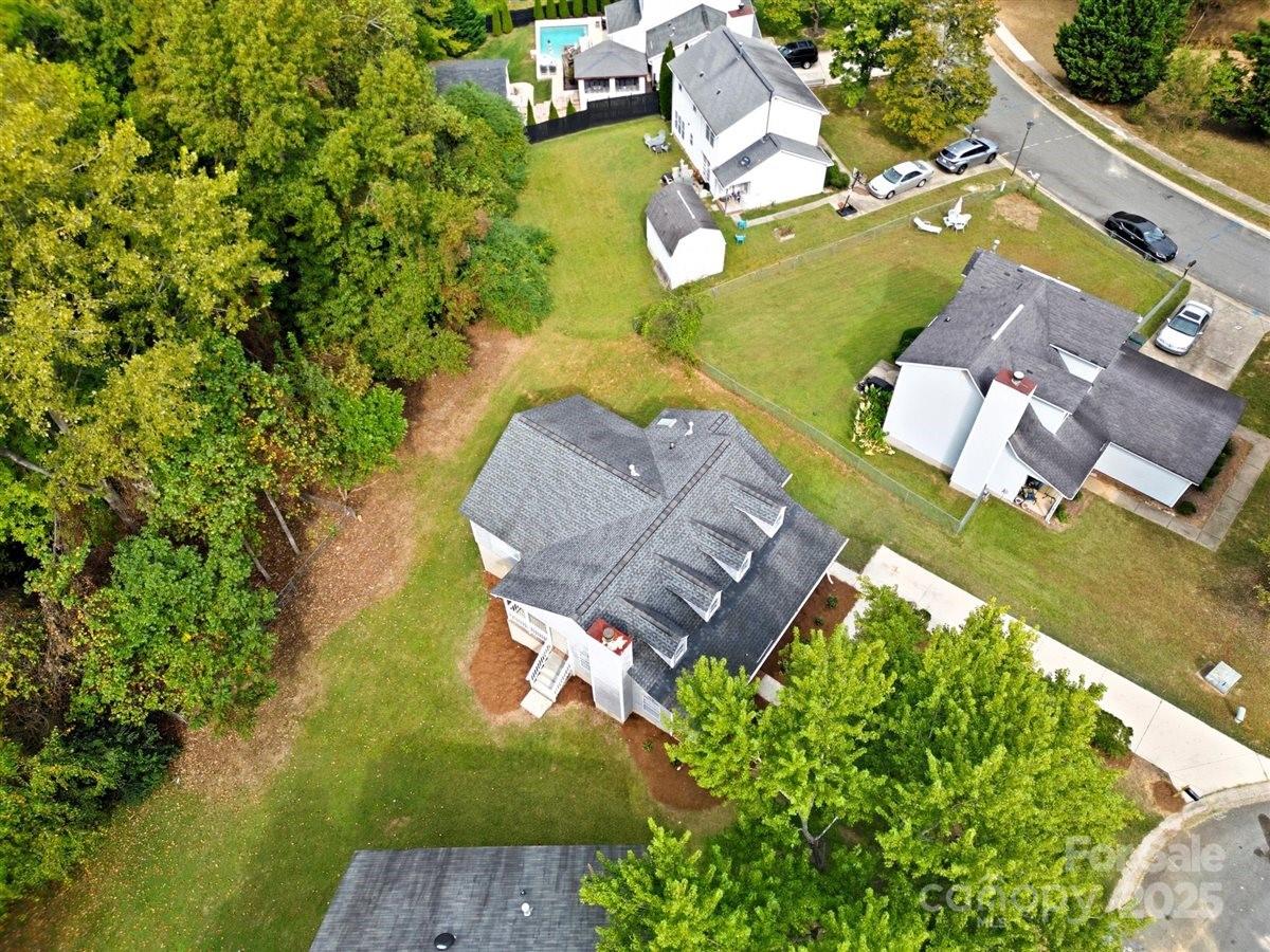 3807 Broomstraw Court Property Photo 44