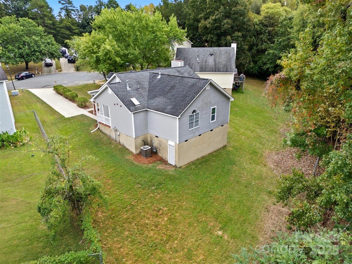 3807 Broomstraw Court Property Photo 45