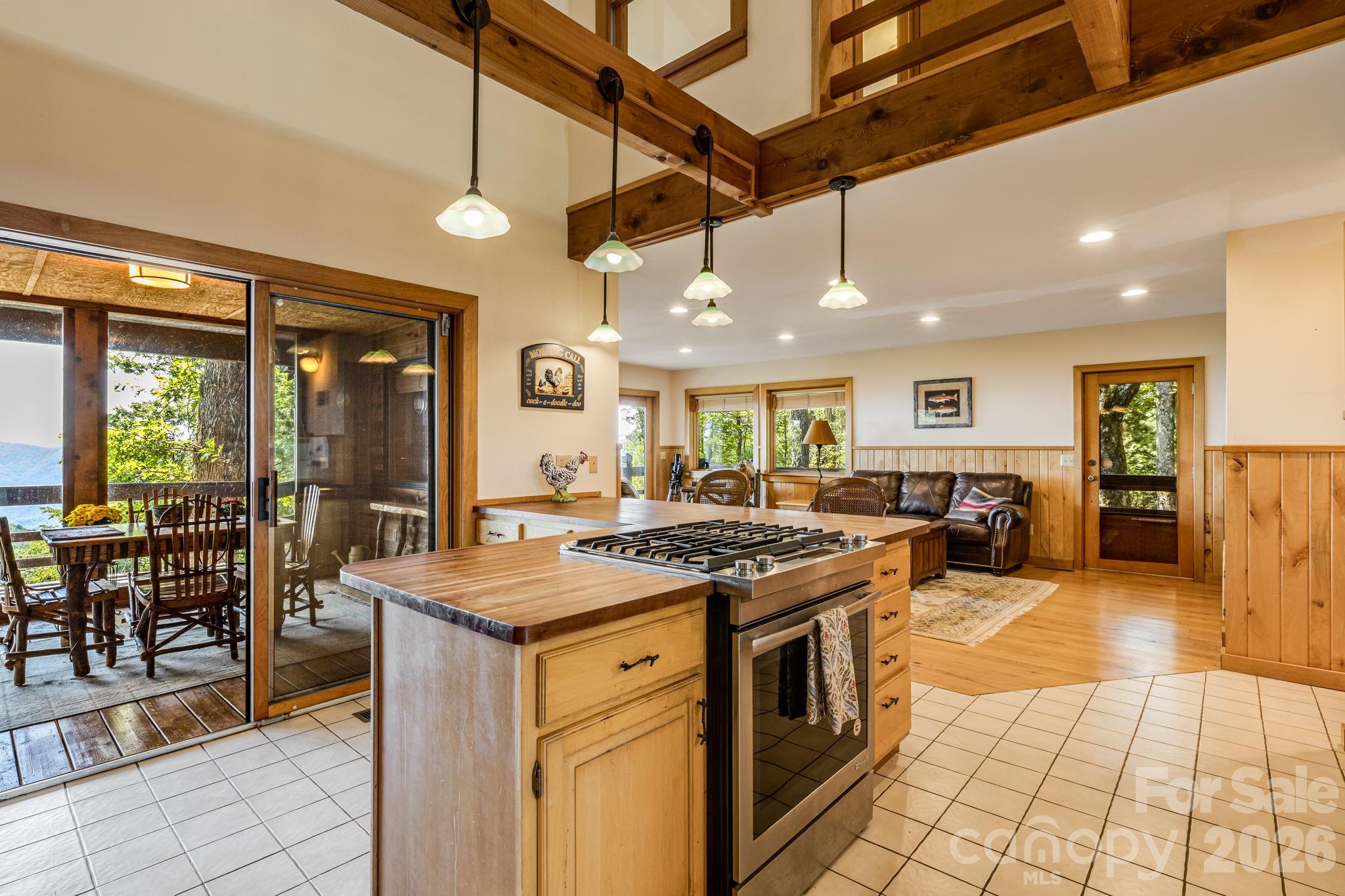765/764 Osborne Knob Road Property Photo 14