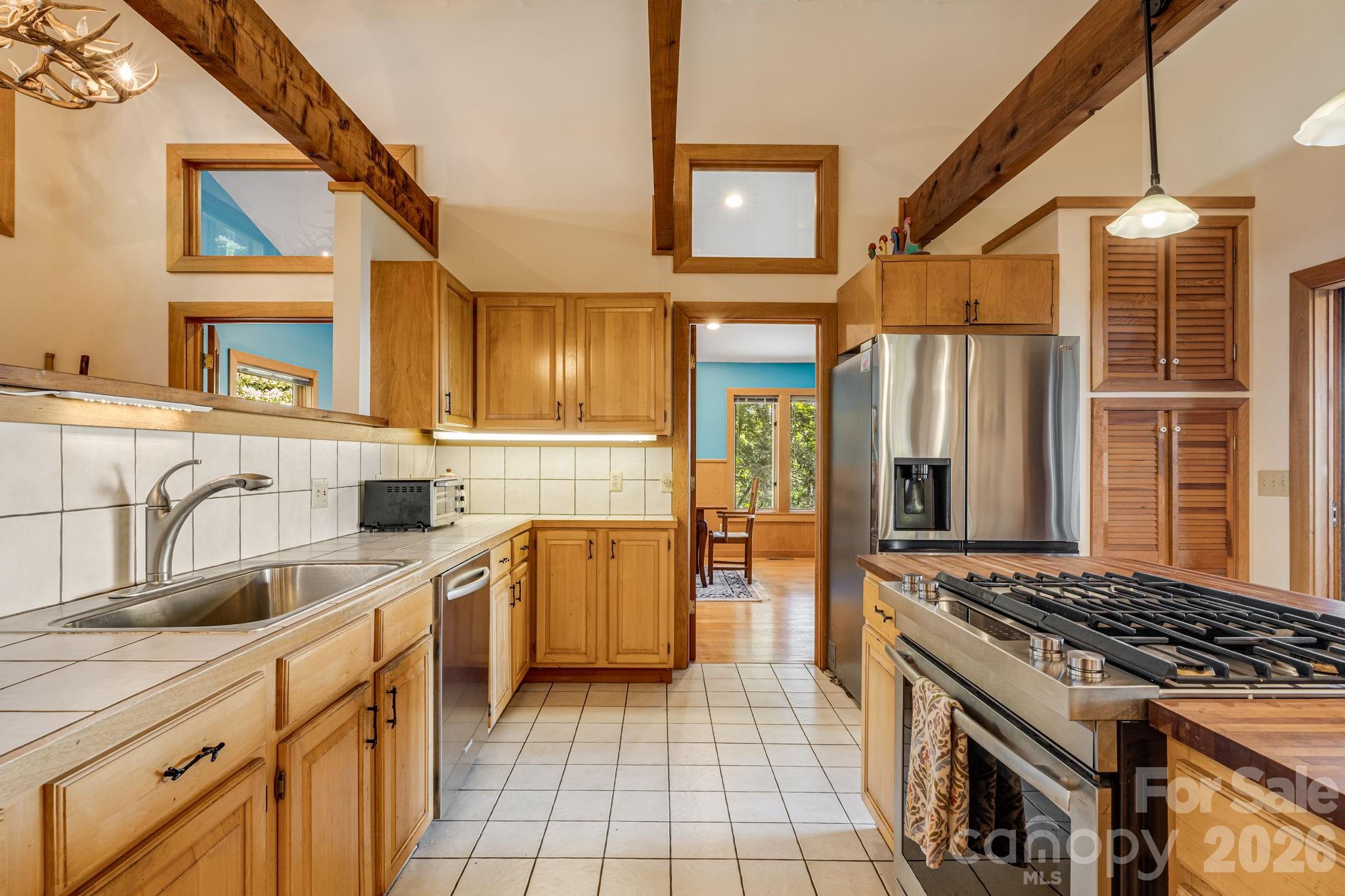 765/764 Osborne Knob Road Property Photo 16