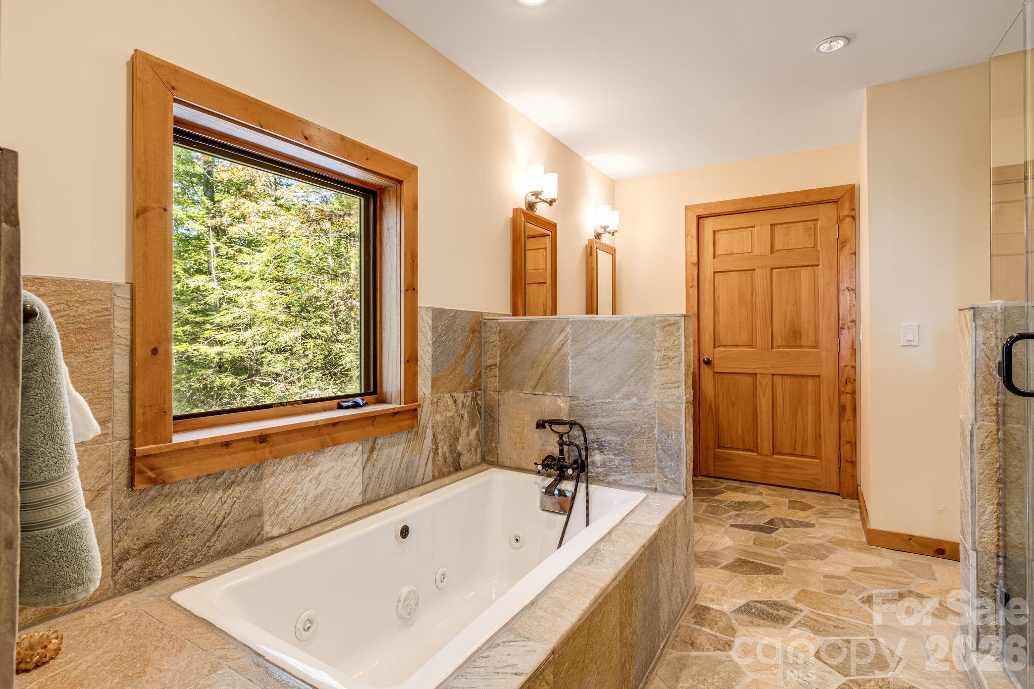 765/764 Osborne Knob Road Property Photo 26