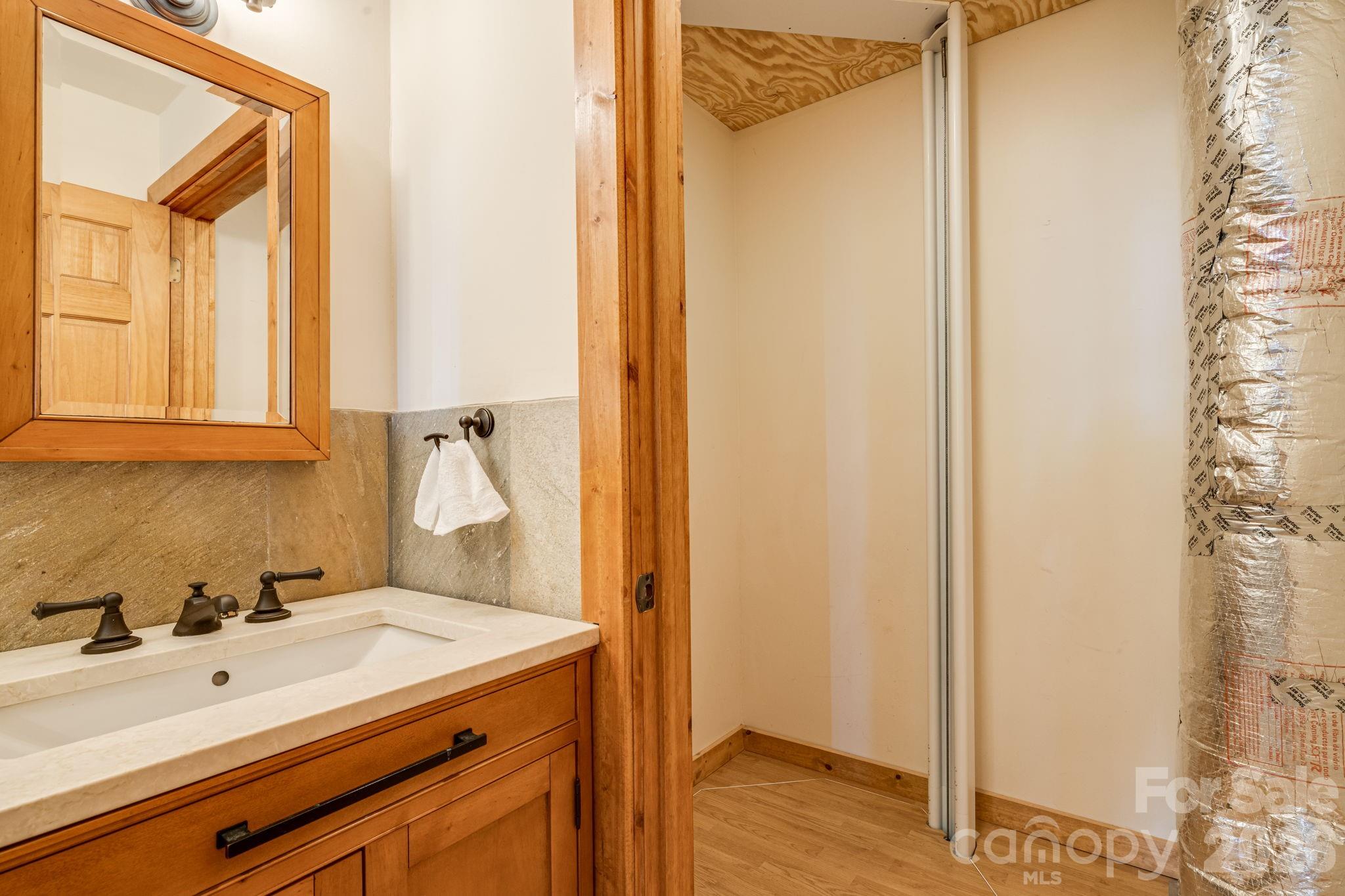 765/764 Osborne Knob Road Property Photo 28