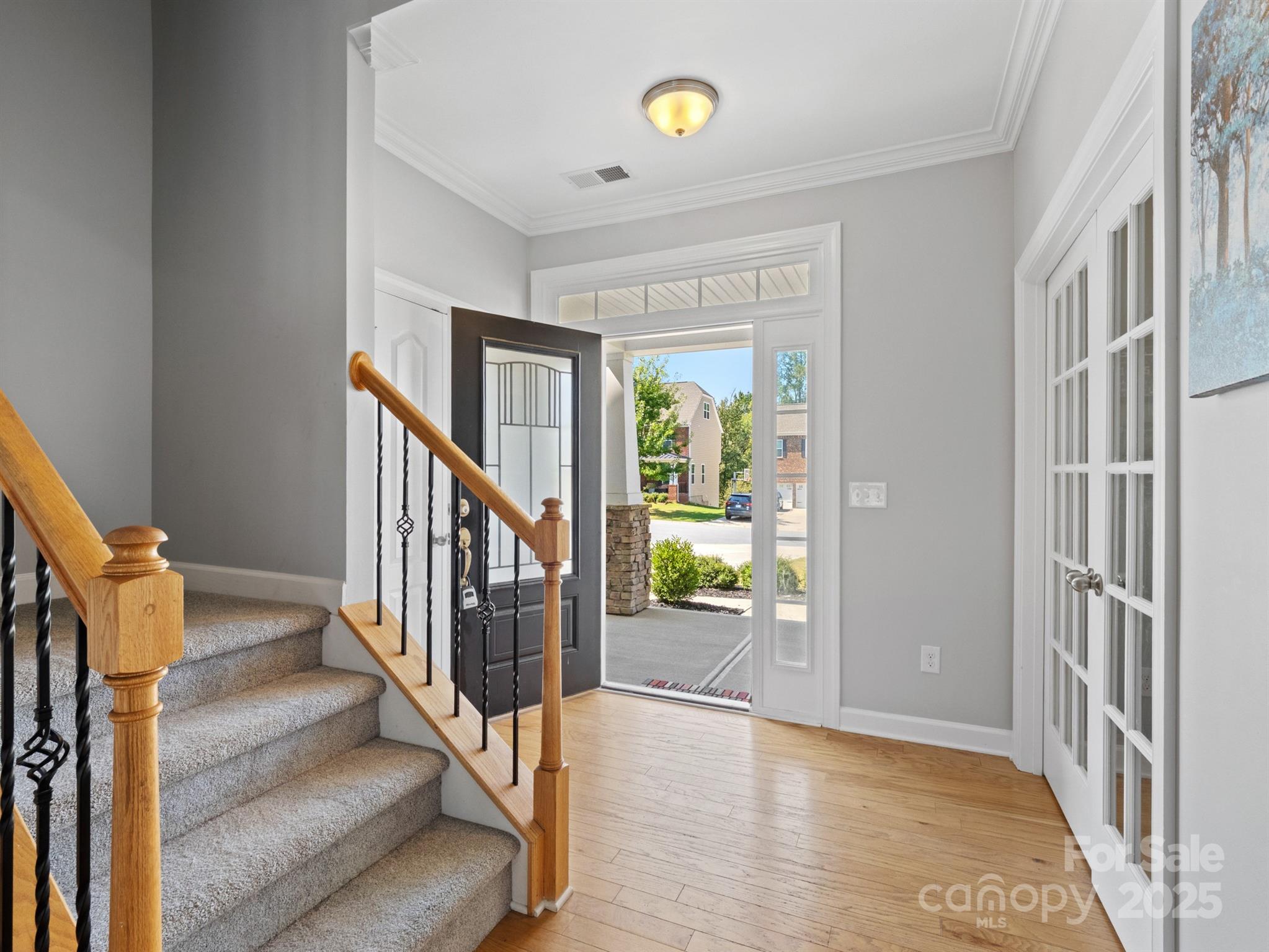 1982 Smokey Quartz Road Property Photo 4