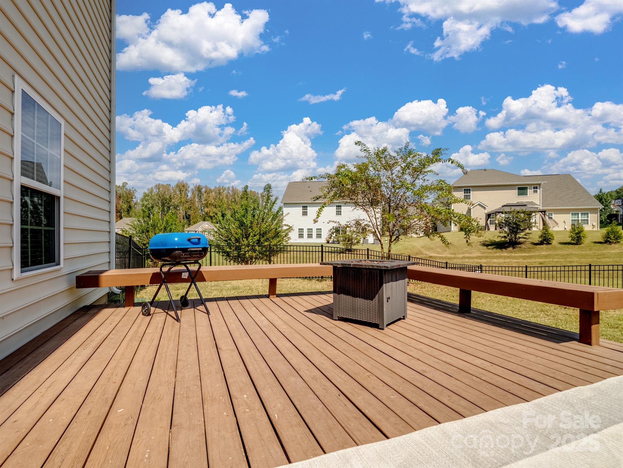 1982 Smokey Quartz Road Property Photo 38