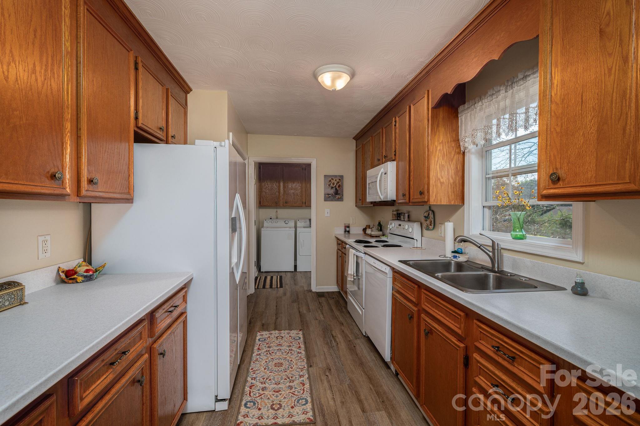 1371 Millrace Drive Property Photo 11