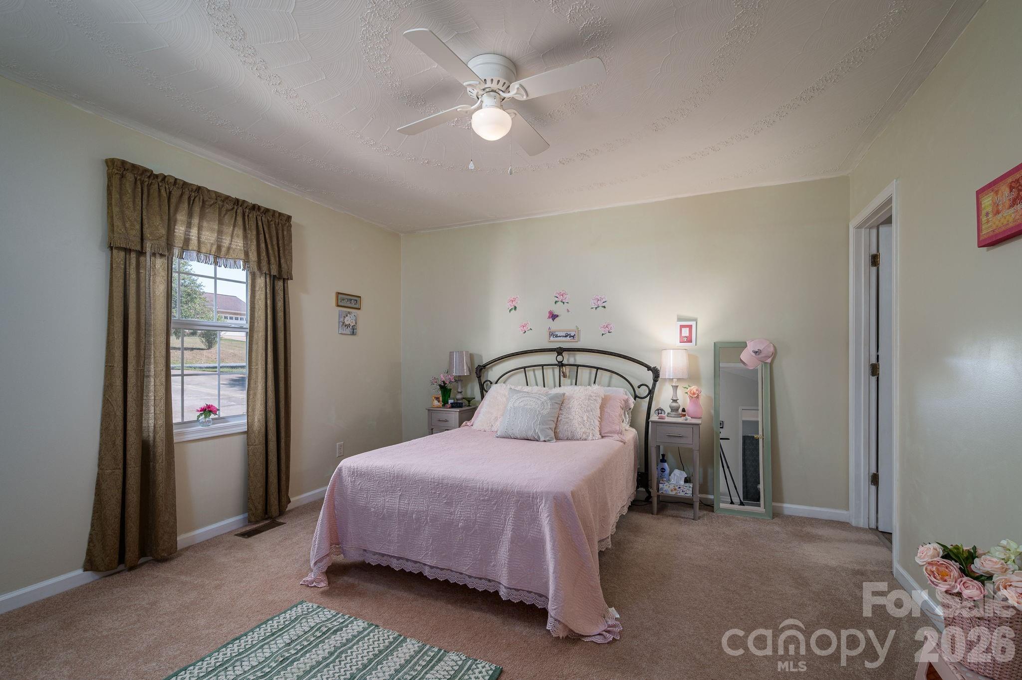 1371 Millrace Drive Property Photo 14
