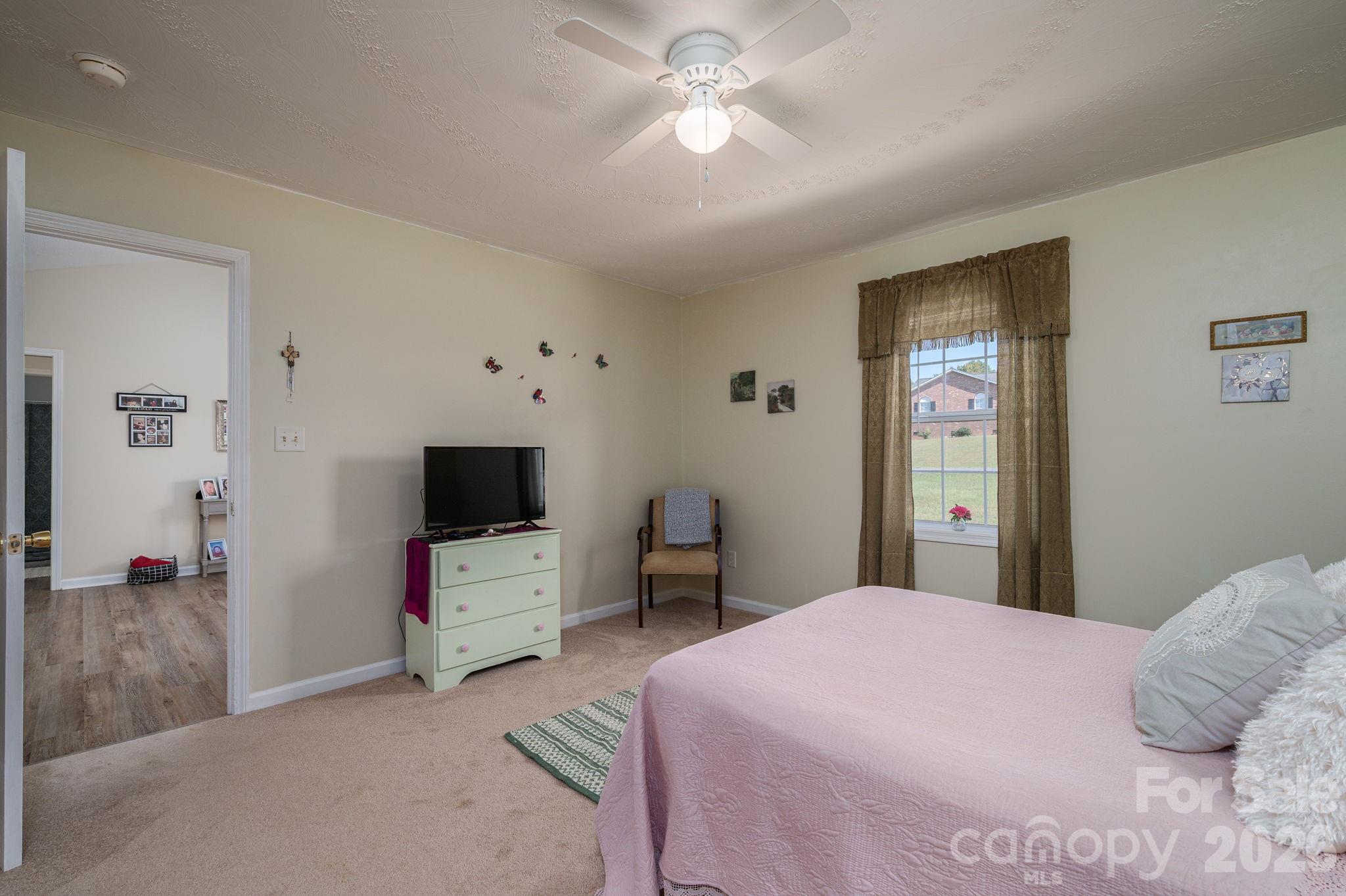 1371 Millrace Drive Property Photo 15