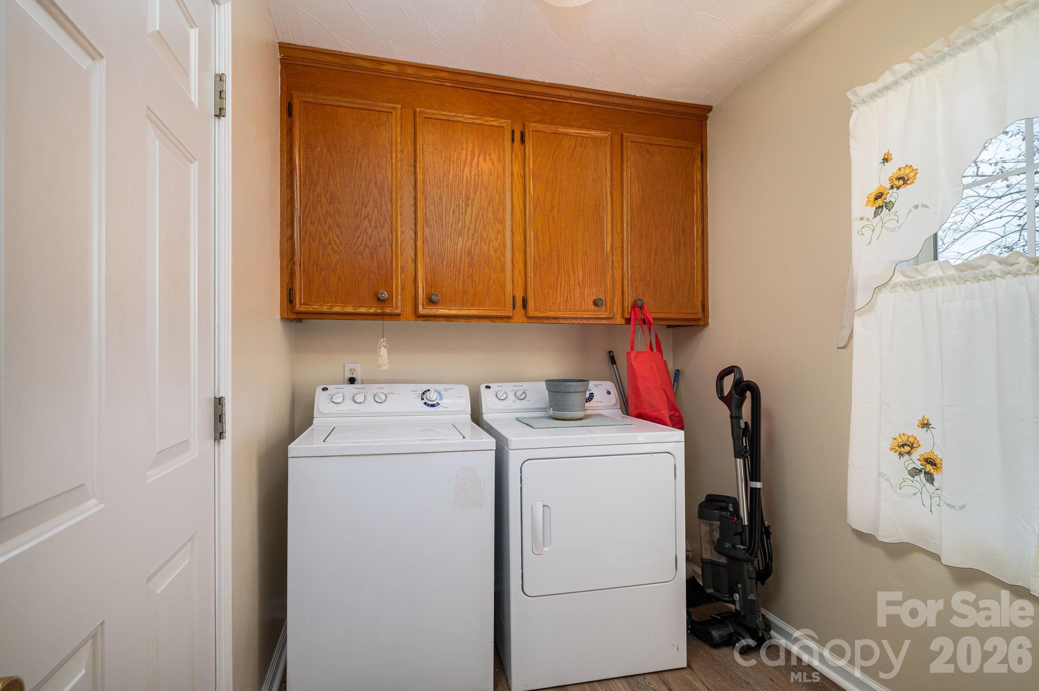 1371 Millrace Drive Property Photo 23