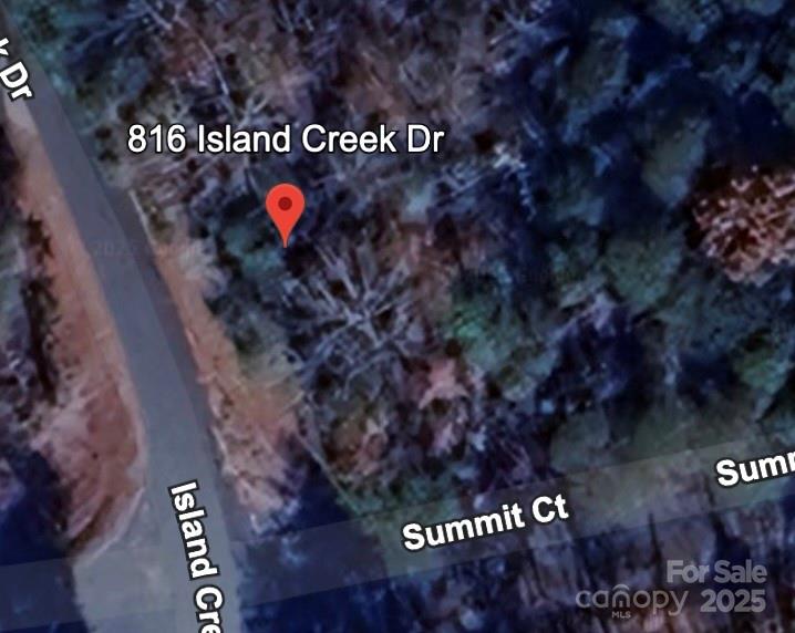 816 Island Creek Drive Property Photo 1