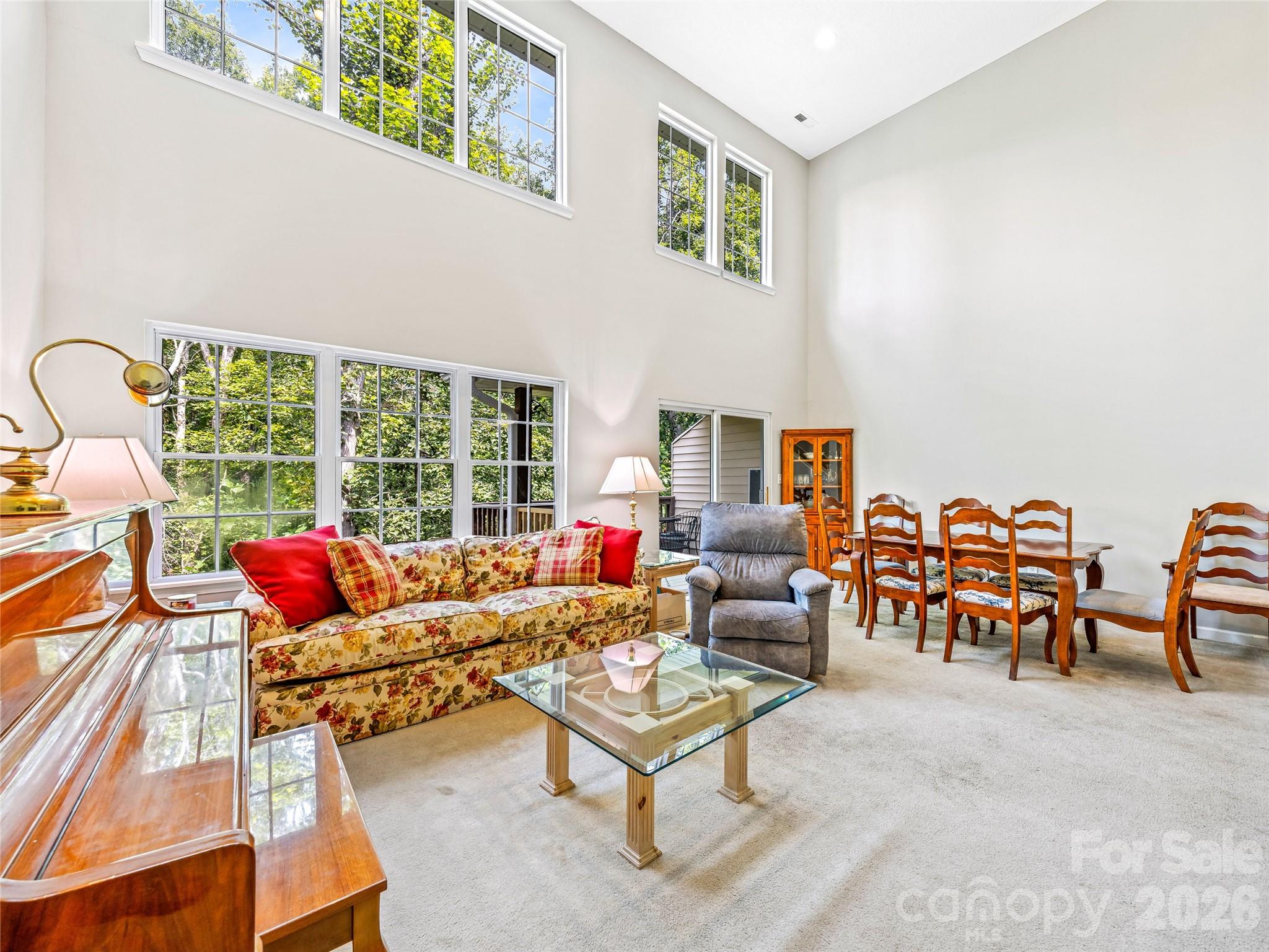 83 Farm Lane Property Photo 4