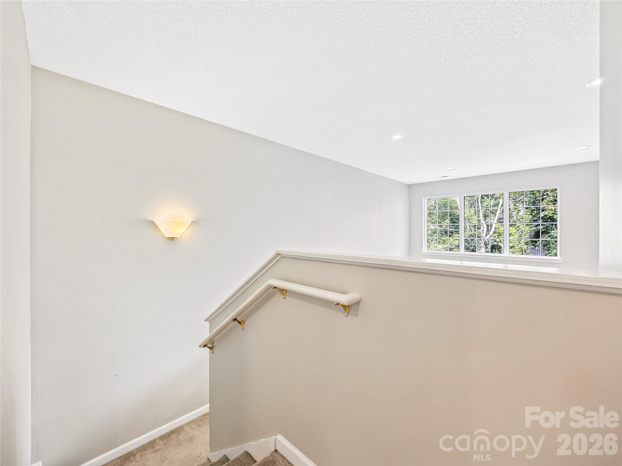83 Farm Lane Property Photo 12