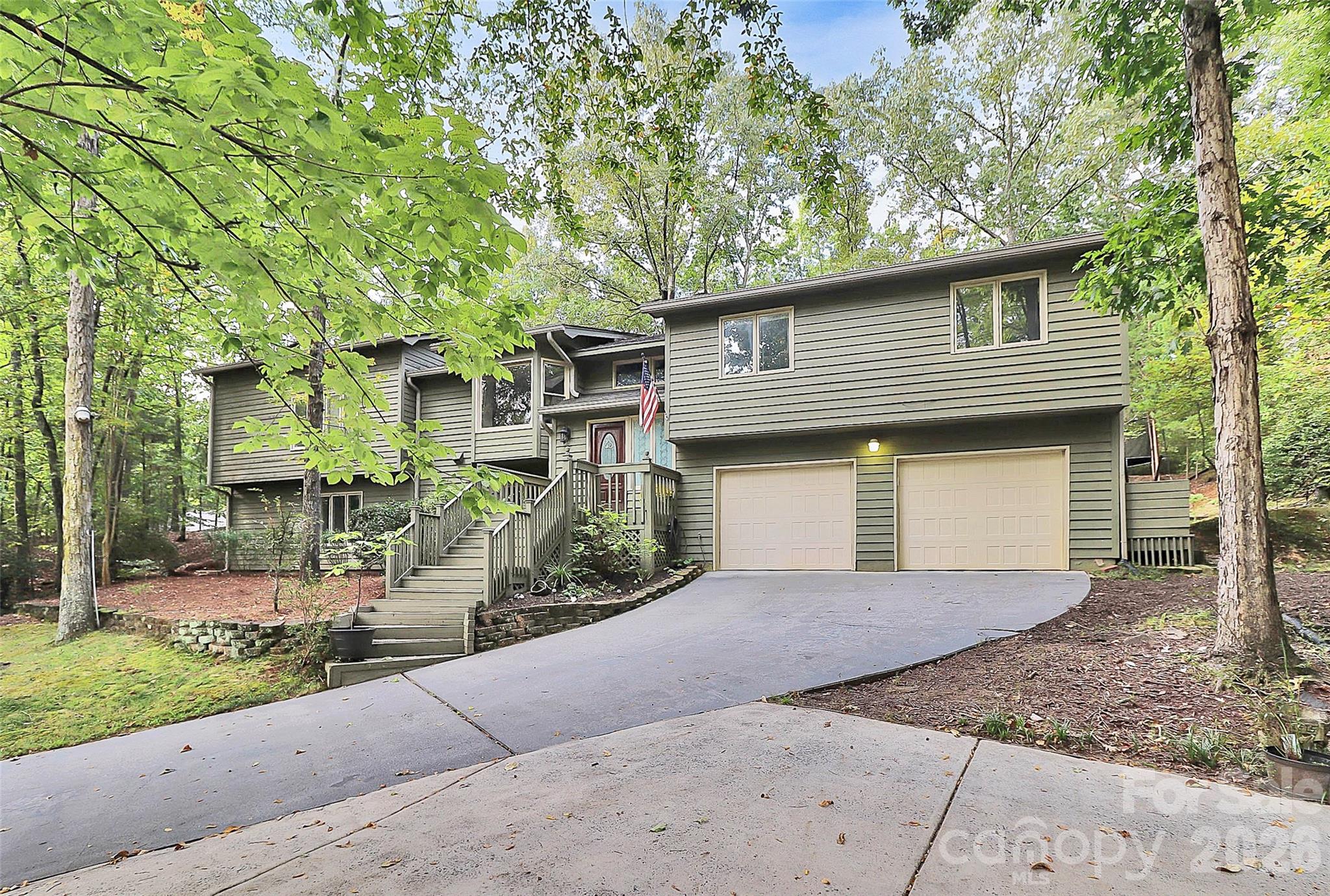 16 Woodvine Lane Property Photo 5
