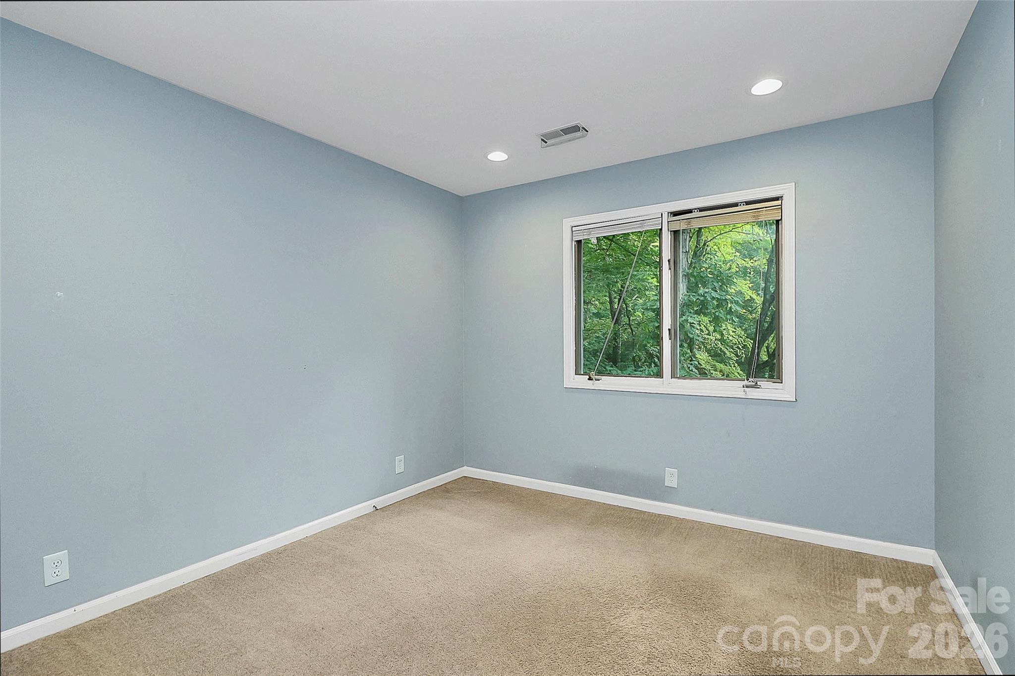 16 Woodvine Lane Property Photo 18