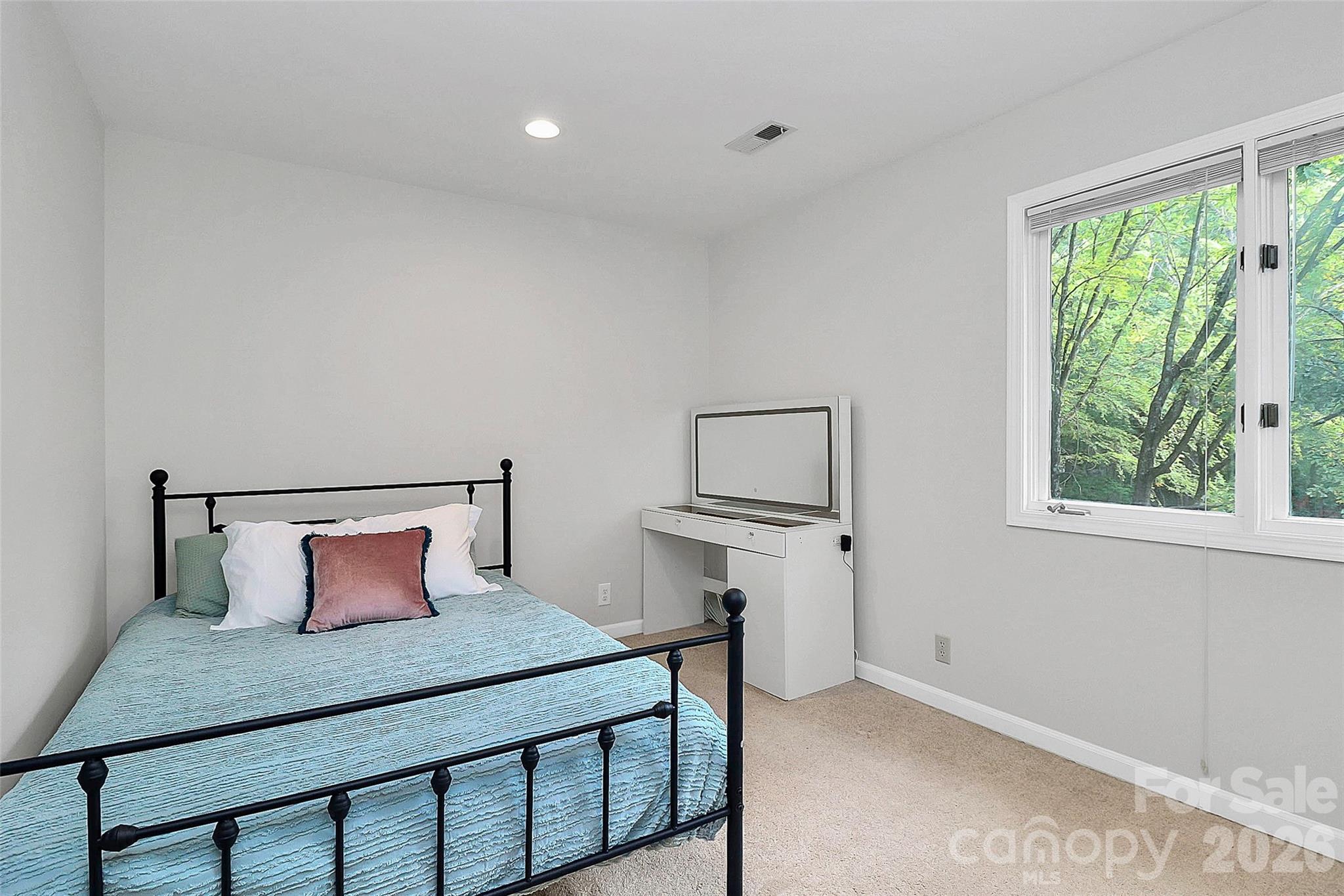 16 Woodvine Lane Property Photo 20