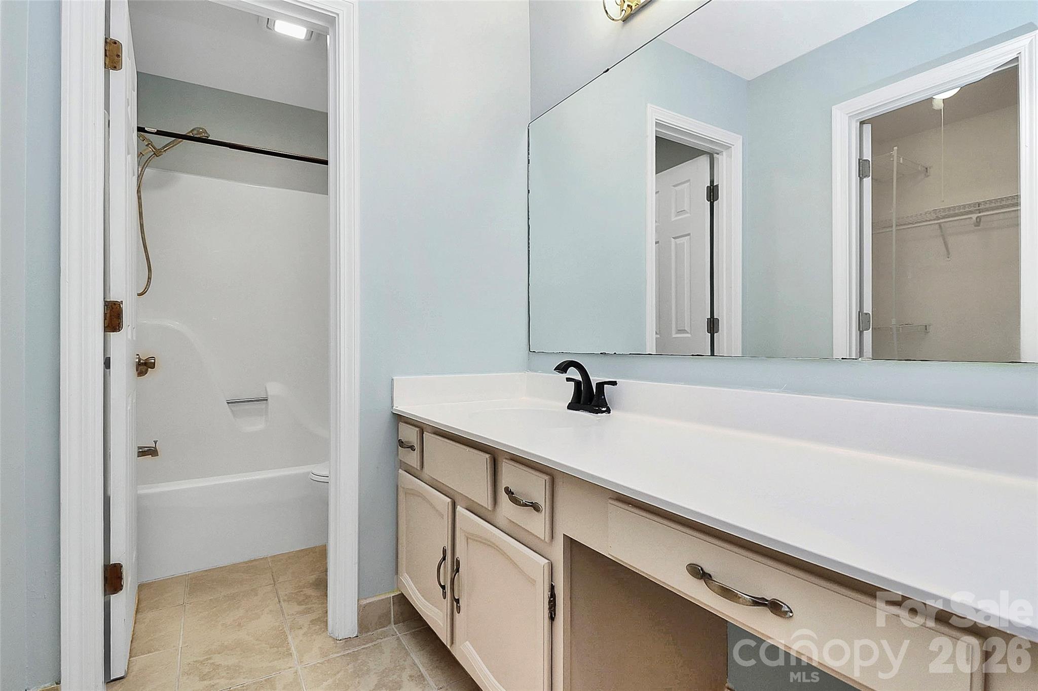 16 Woodvine Lane Property Photo 23