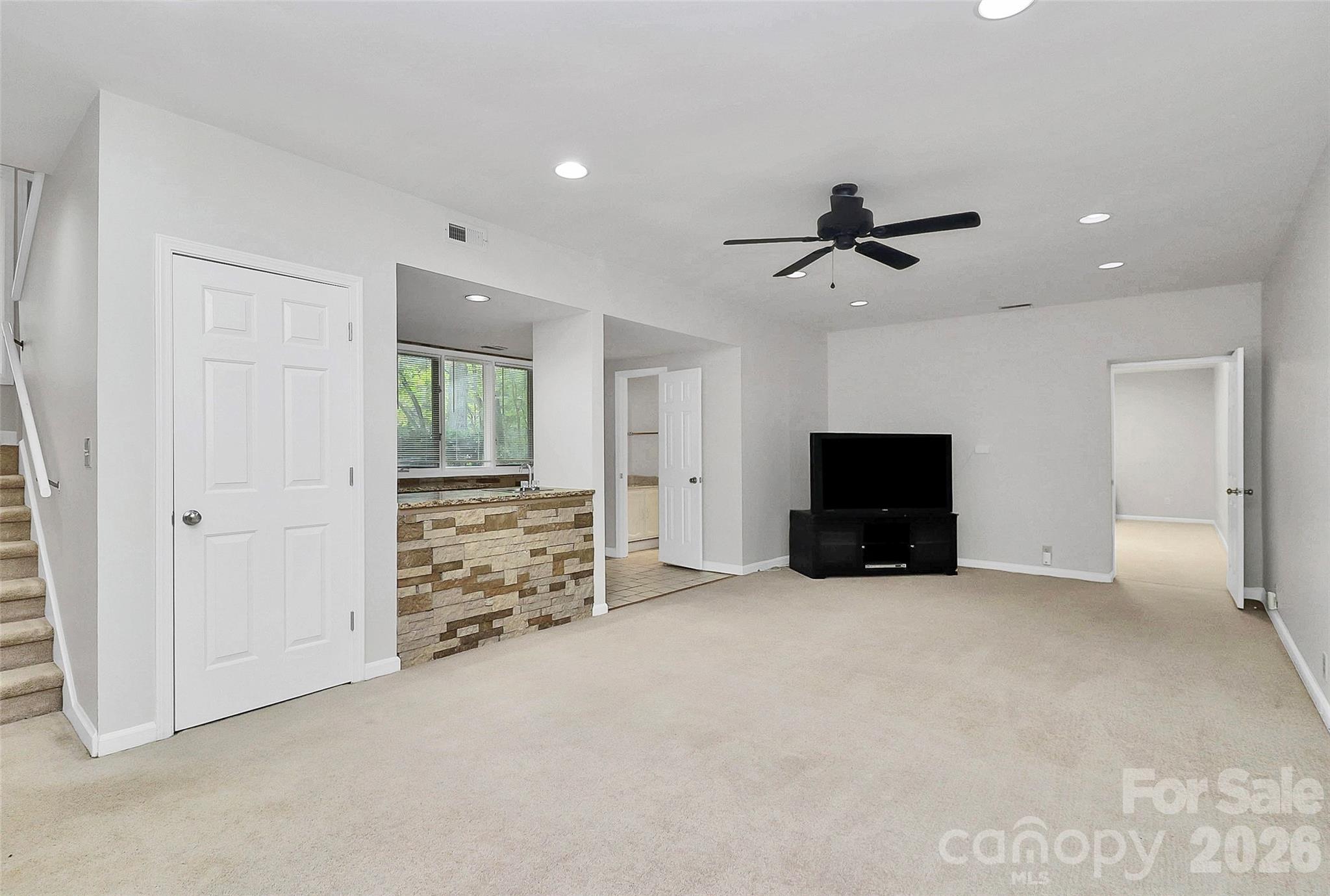 16 Woodvine Lane Property Photo 26