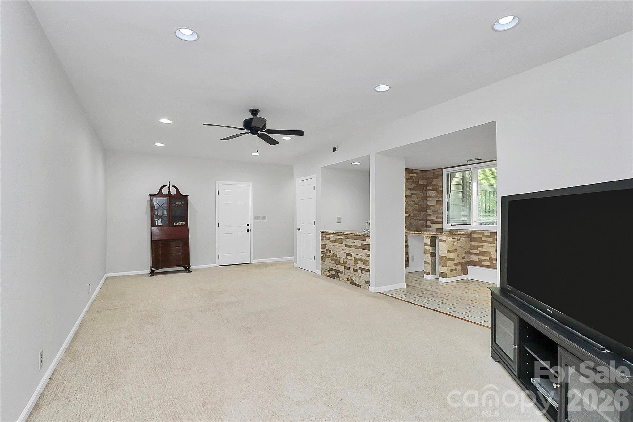 16 Woodvine Lane Property Photo 27