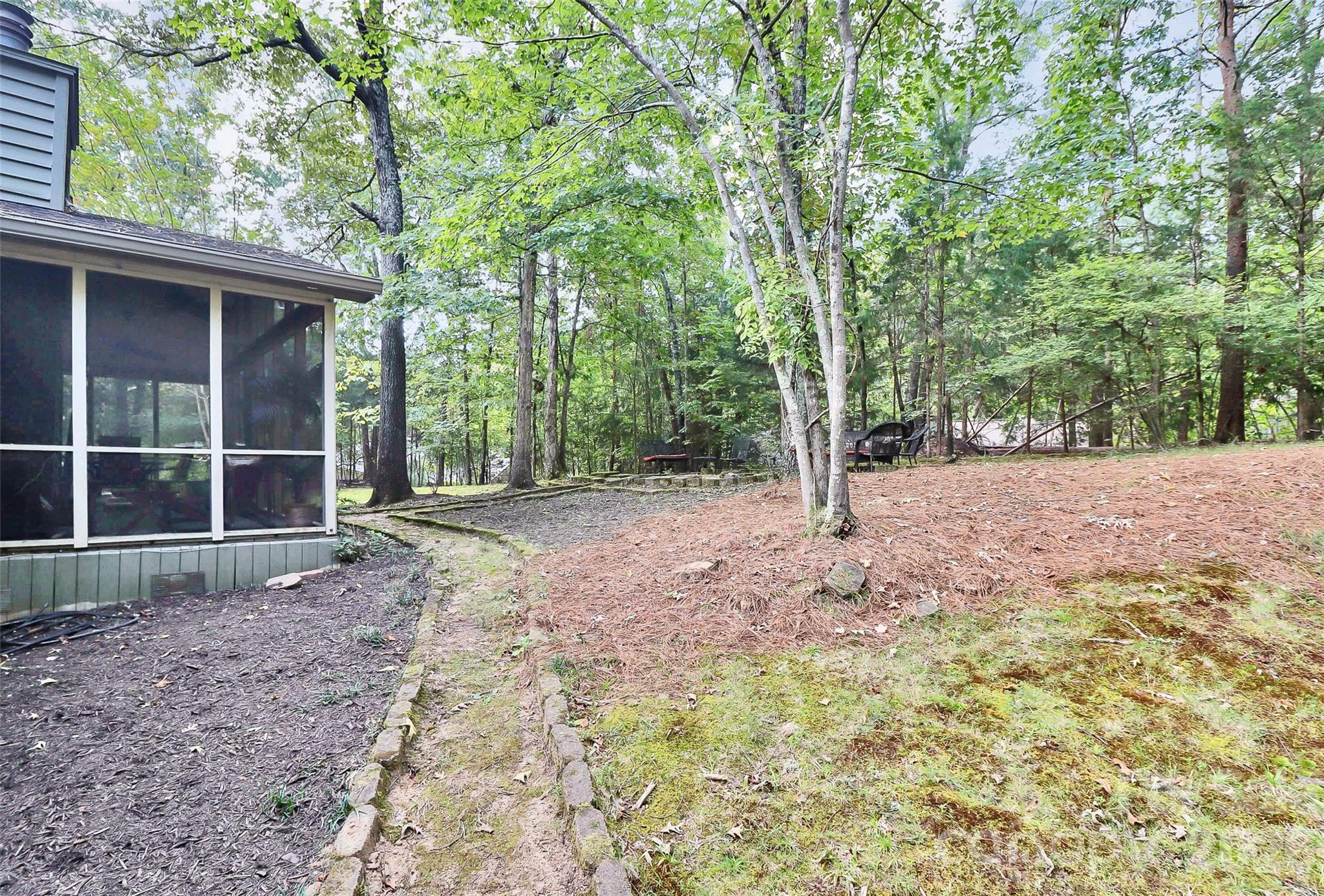 16 Woodvine Lane Property Photo 39