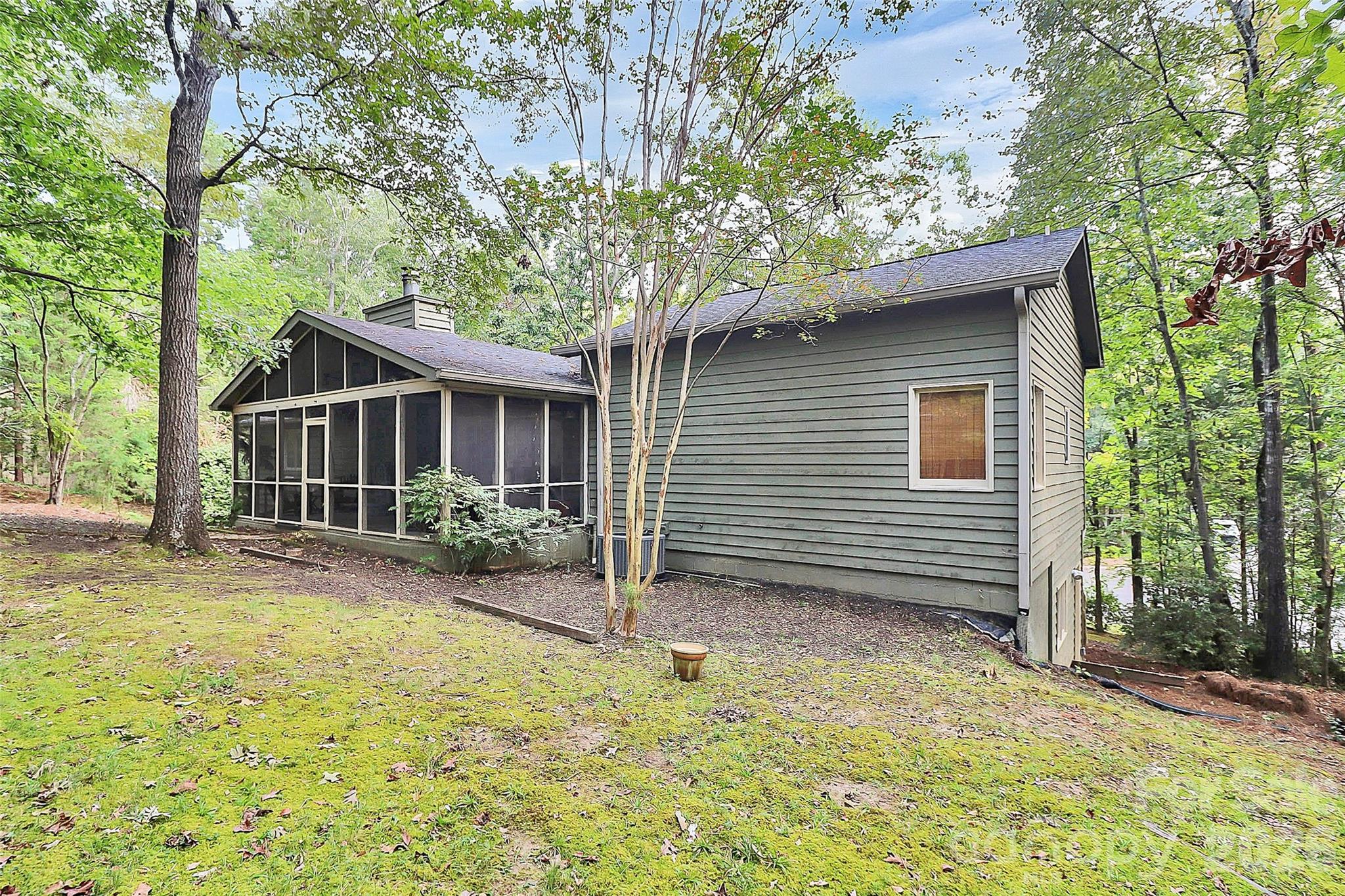 16 Woodvine Lane Property Photo 43
