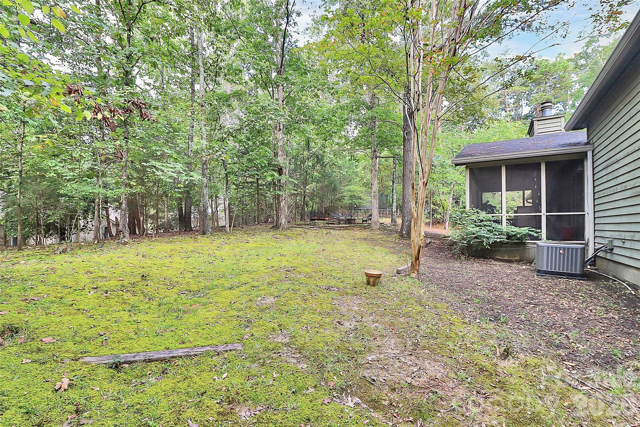 16 Woodvine Lane Property Photo 44