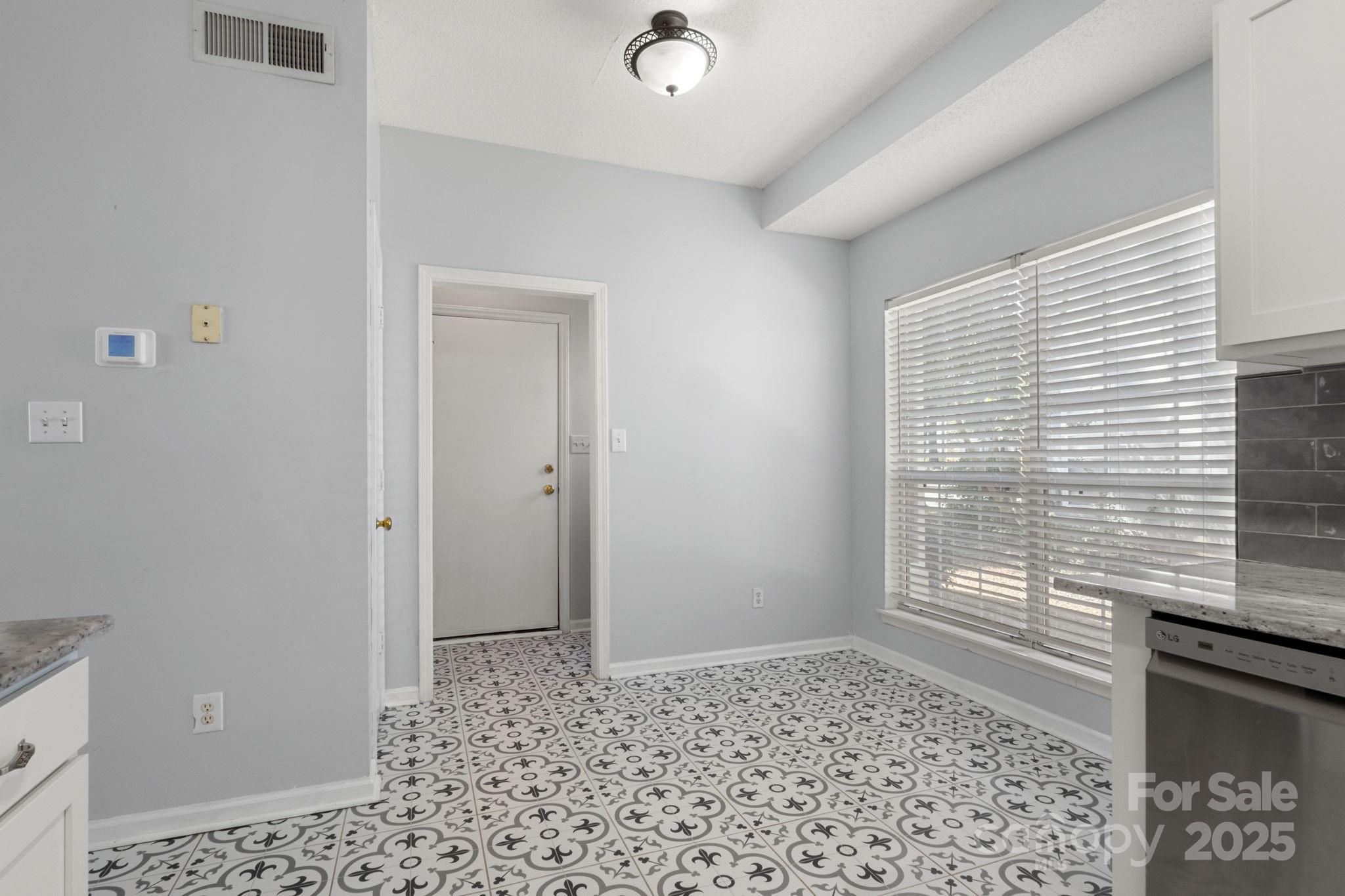 13309 Lampmeade Lane Property Photo 9