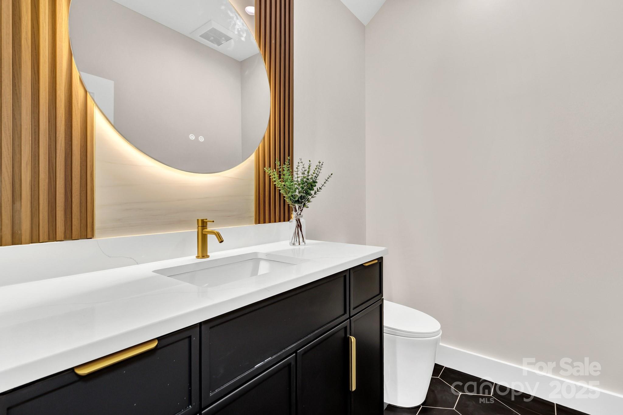 19 Lamar Avenue Property Photo 16