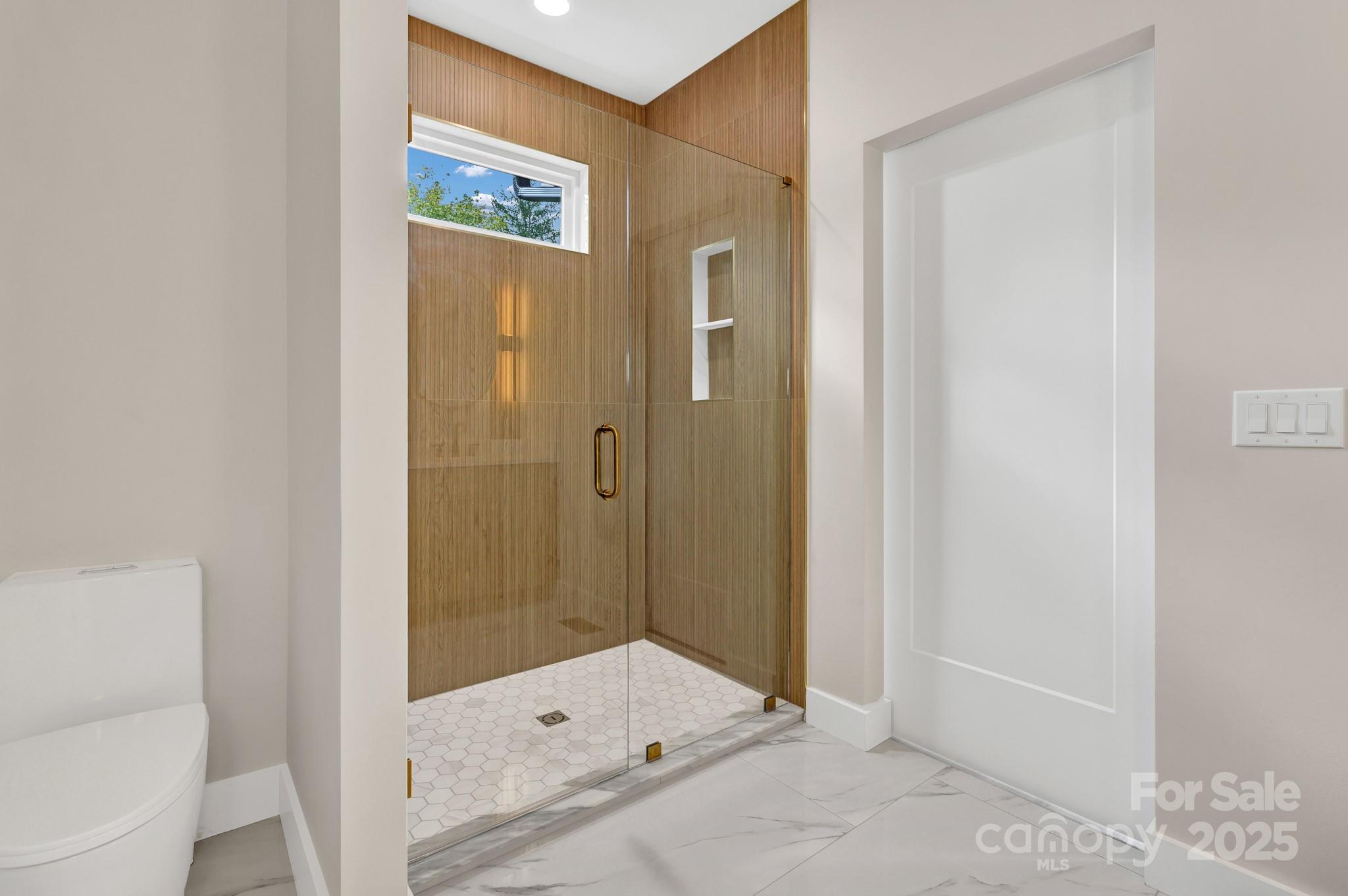 19 Lamar Avenue Property Photo 23