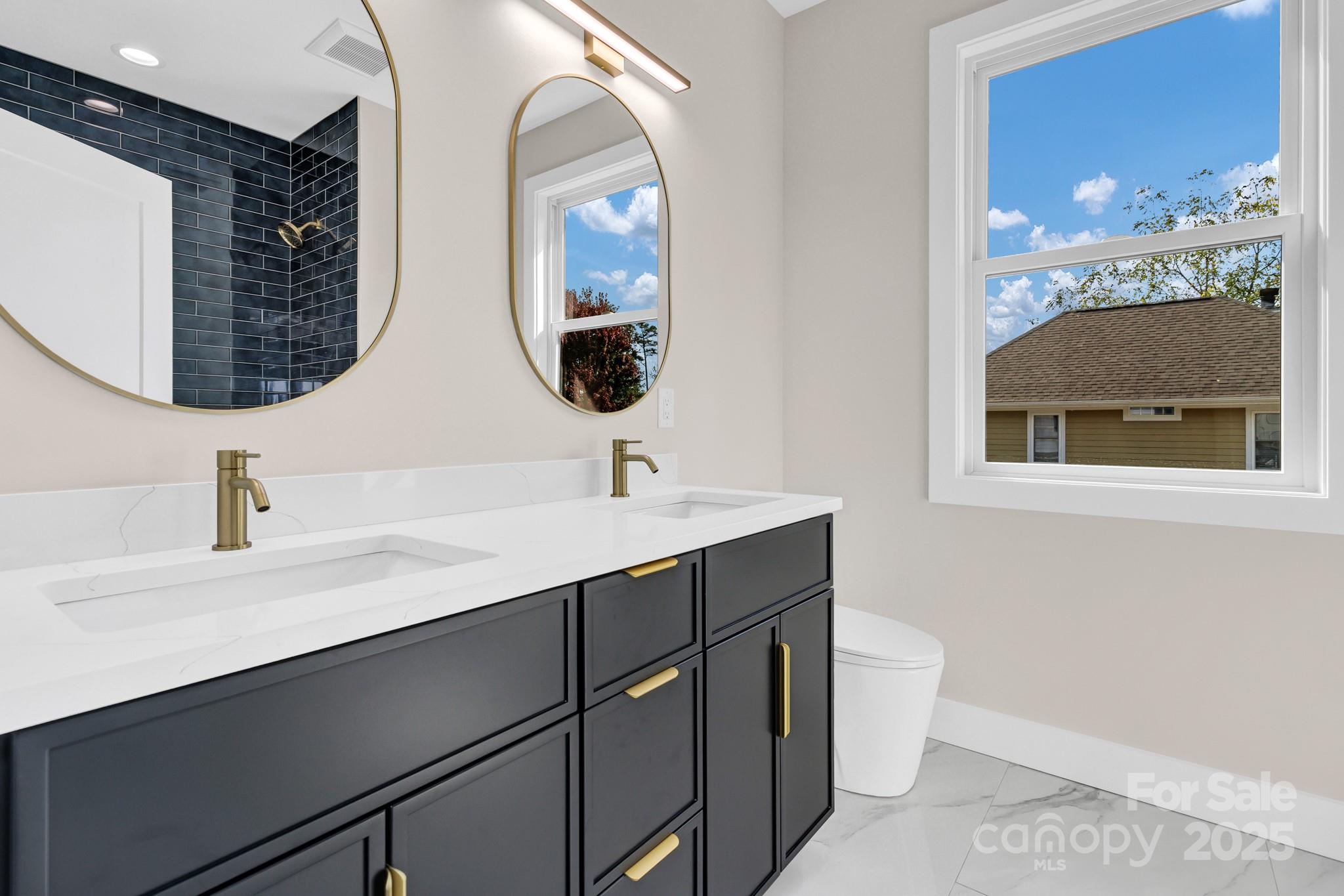 19 Lamar Avenue Property Photo 34