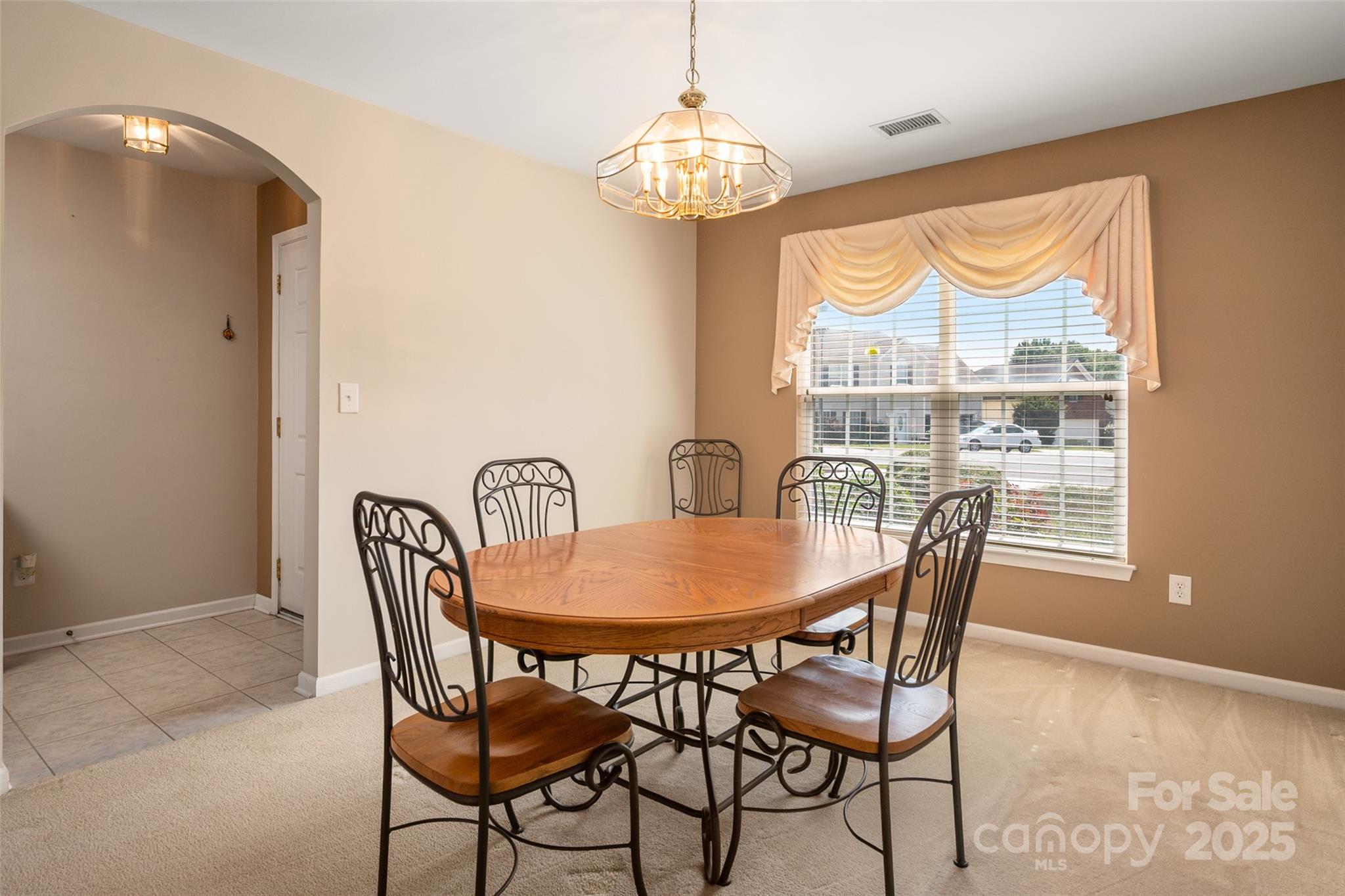 3327 Covelo Court Property Photo 4