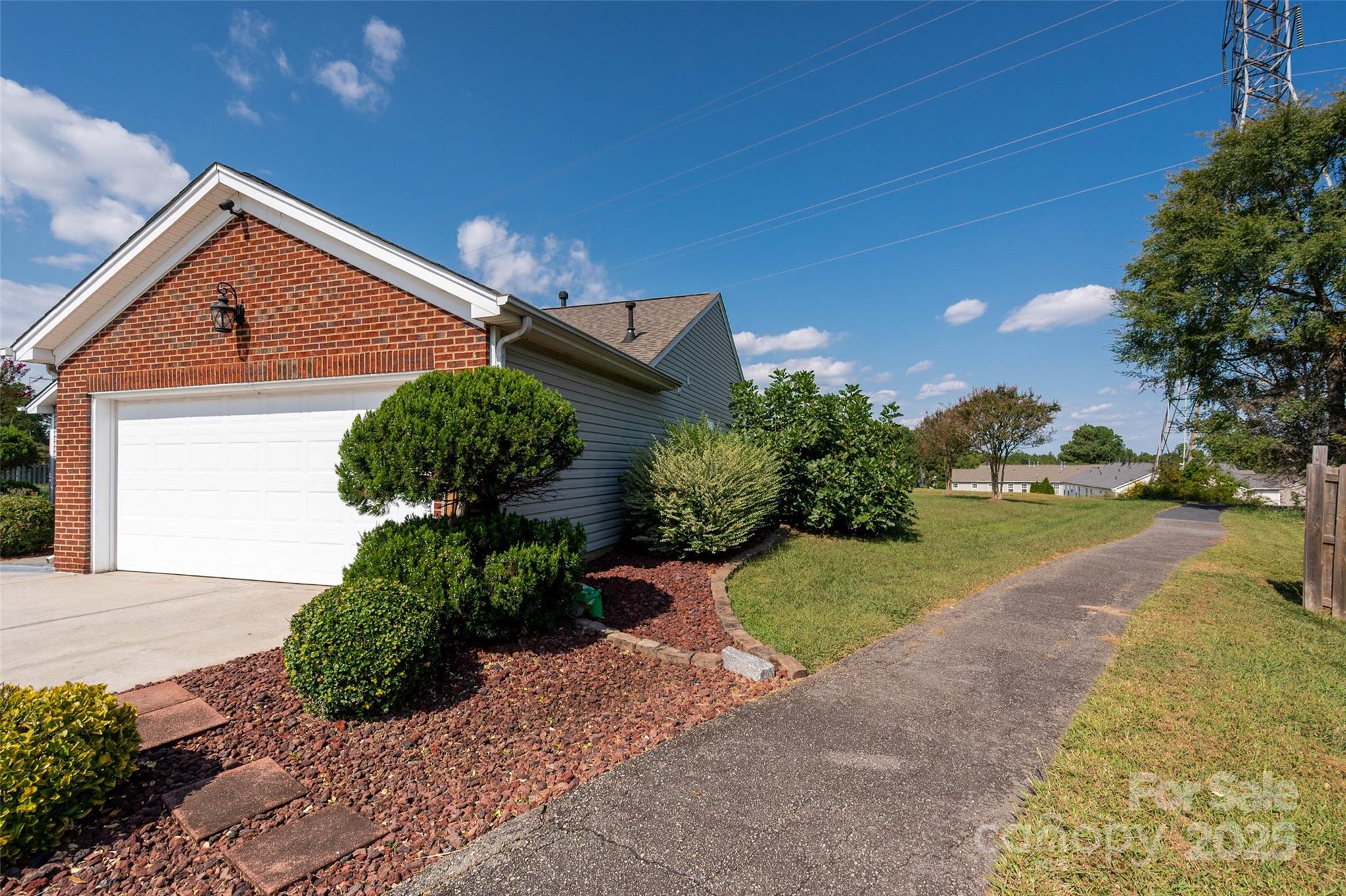 3327 Covelo Court Property Photo 24