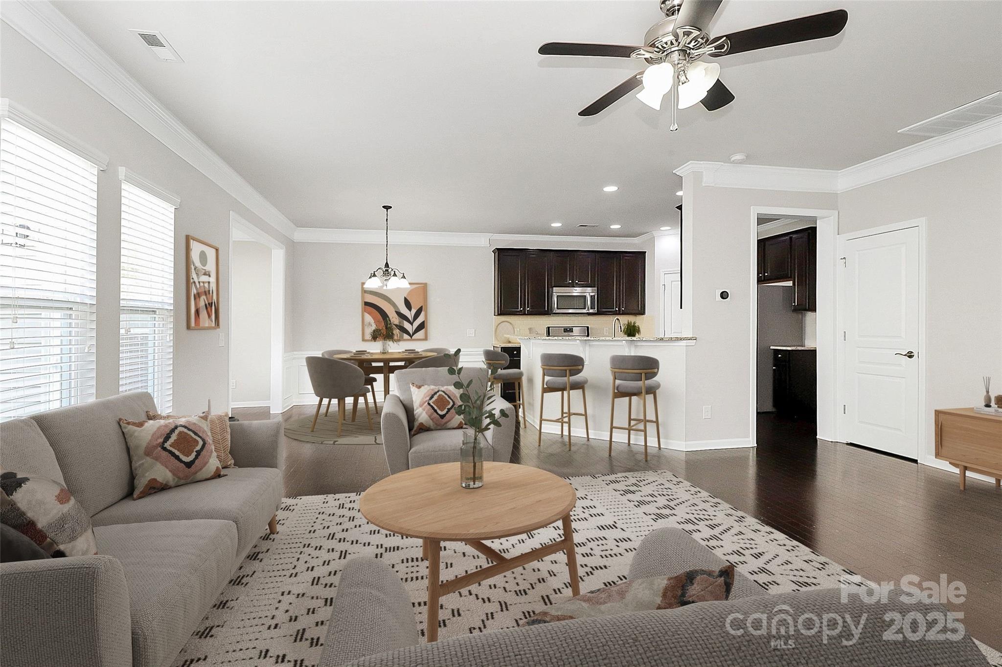 1929 Royal Gorge Avenue Property Photo 1