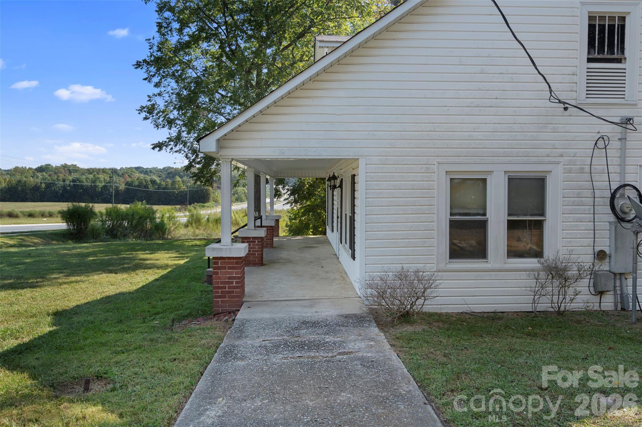 4601 Mooresville Road Property Photo 5