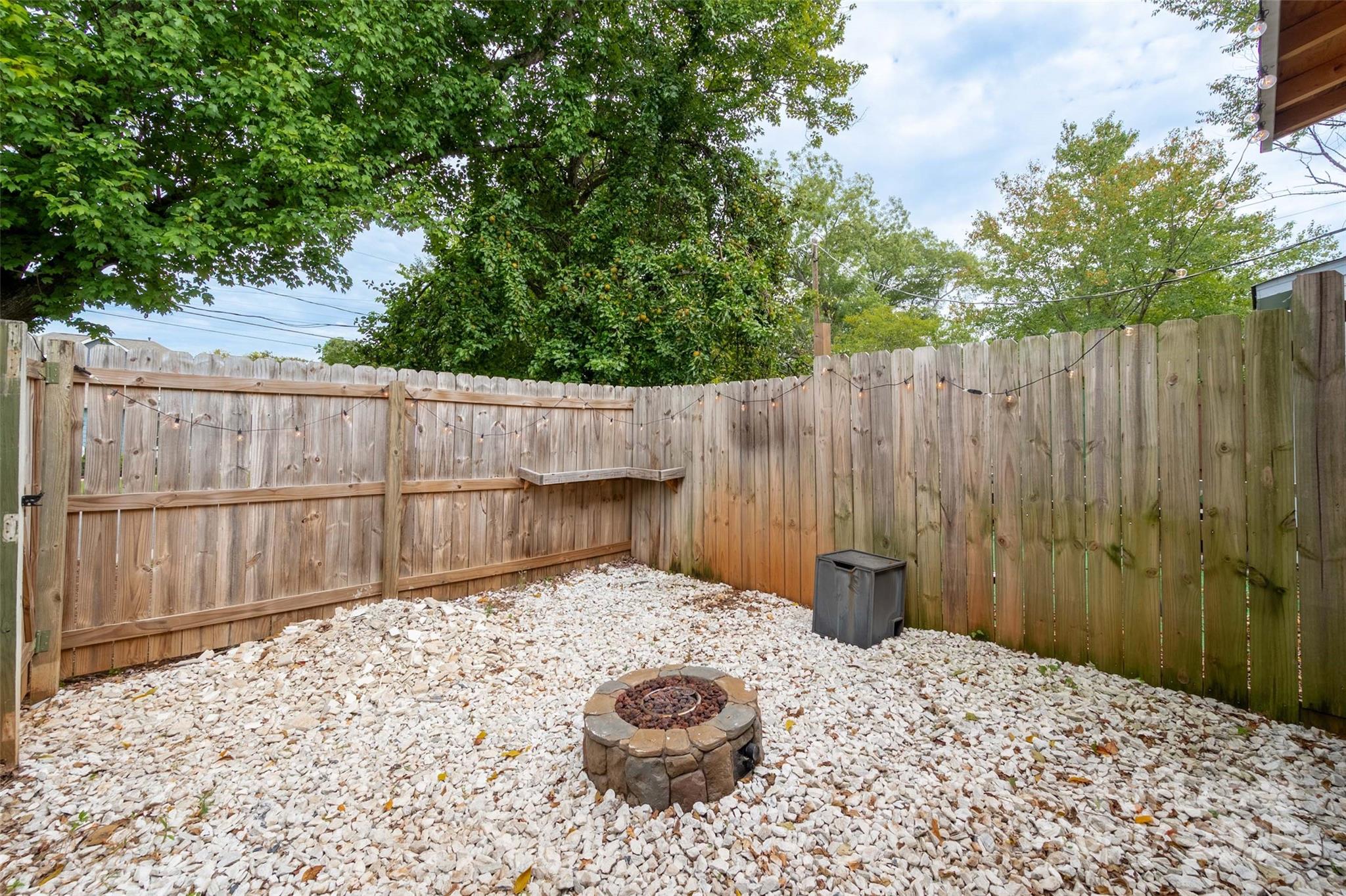 1422 Delane Avenue 9 Property Photo 10