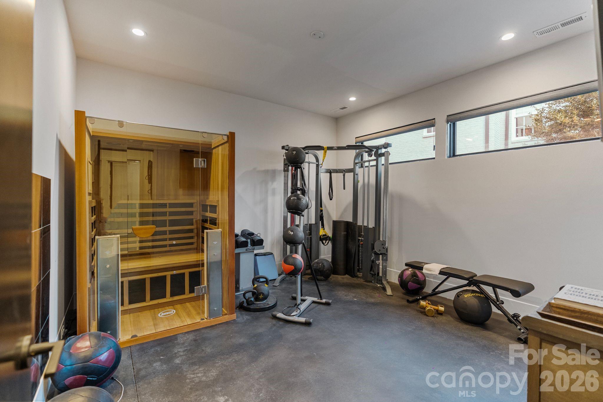 1516 Princeton Avenue Property Photo 37