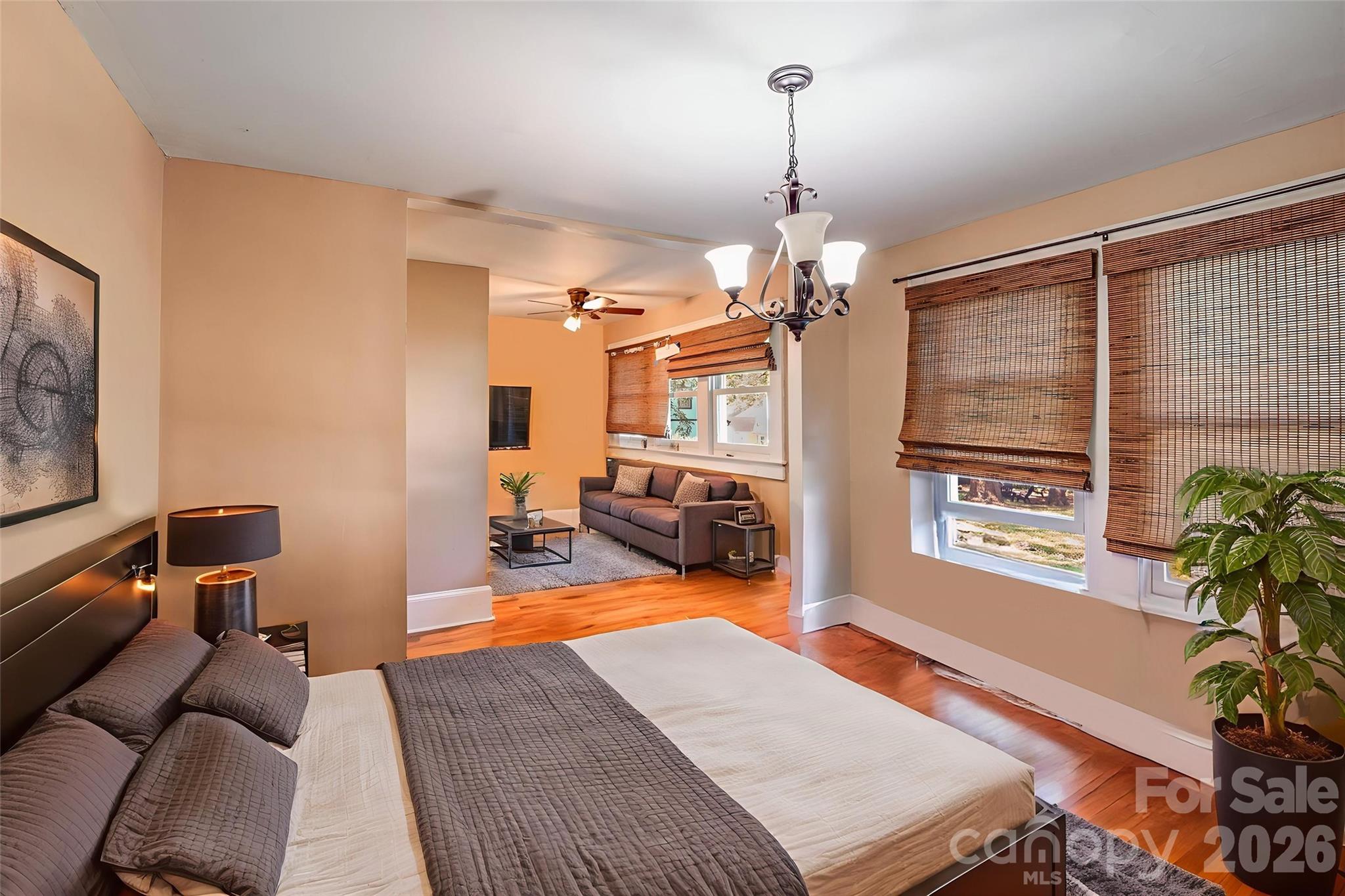 809 W Mauney Avenue Property Photo 3